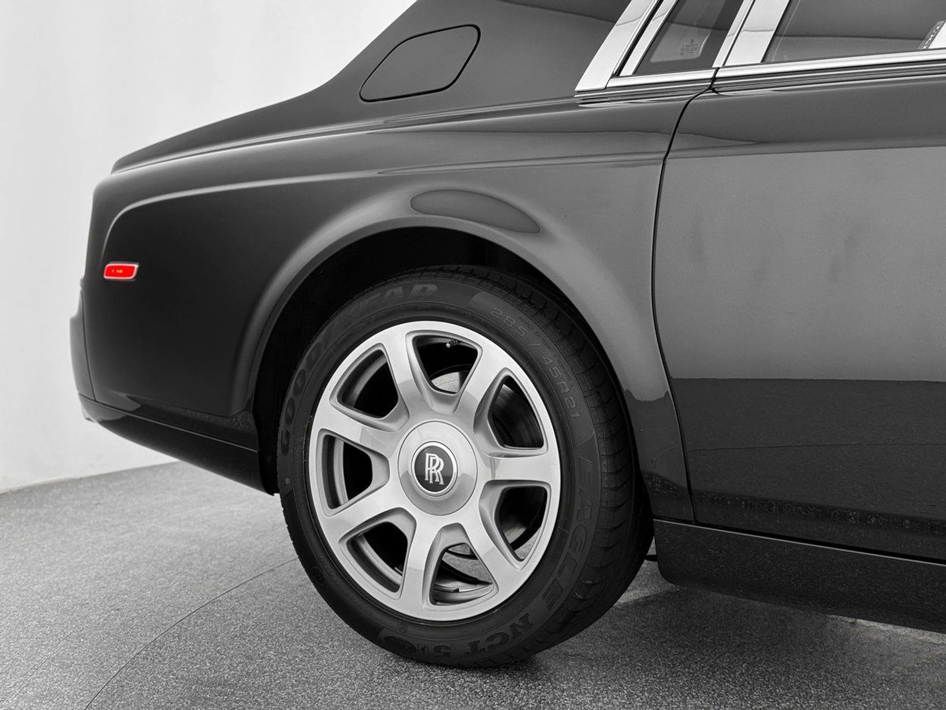 mph049_443623843_07bc84ee8b2c8153873f9ee84ff70005x_daa8e00e0c