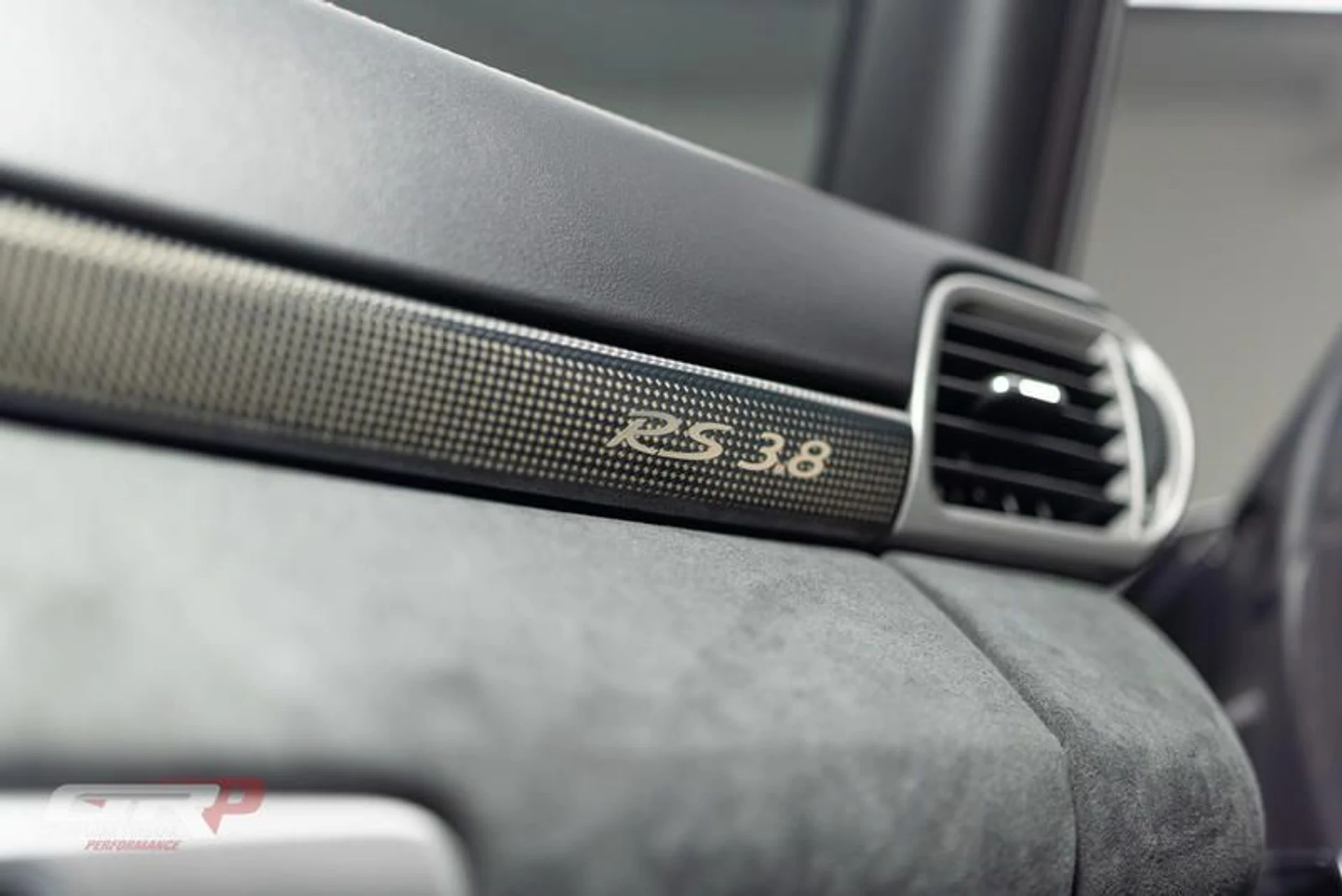 mph049_445001675_67133_C07_2_E3_E_4_DD_4_B34_C_22_C7_FE_669562_ed318d9c29