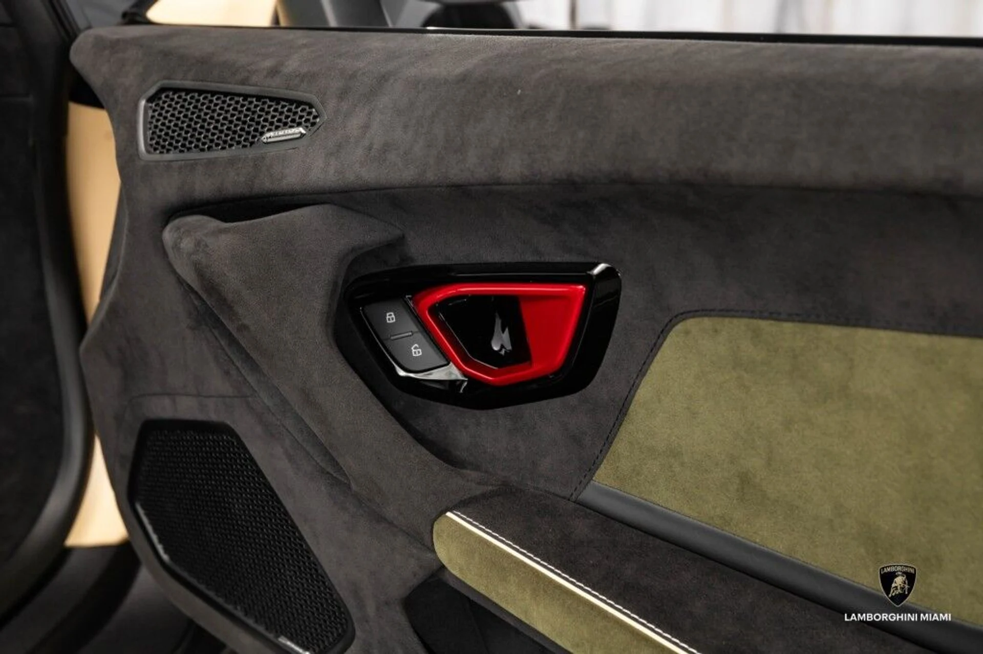 mph049_450710239_1e94579716ef8a0bab827199ec12d283_c14a1ca94f