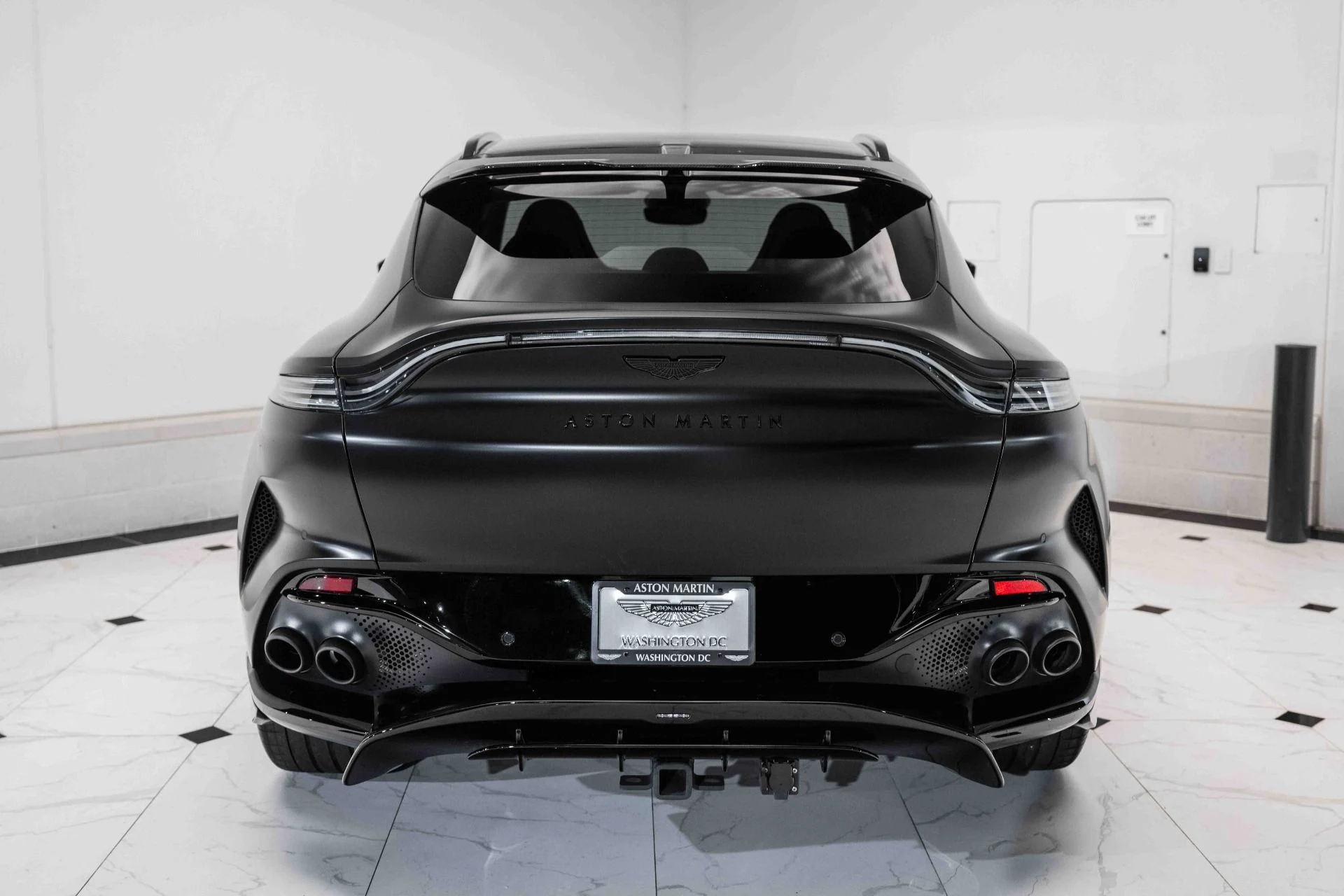 mph049_453360549_Used_2023_Aston_Martin_DBX_707_1720795210_f89635dfc2