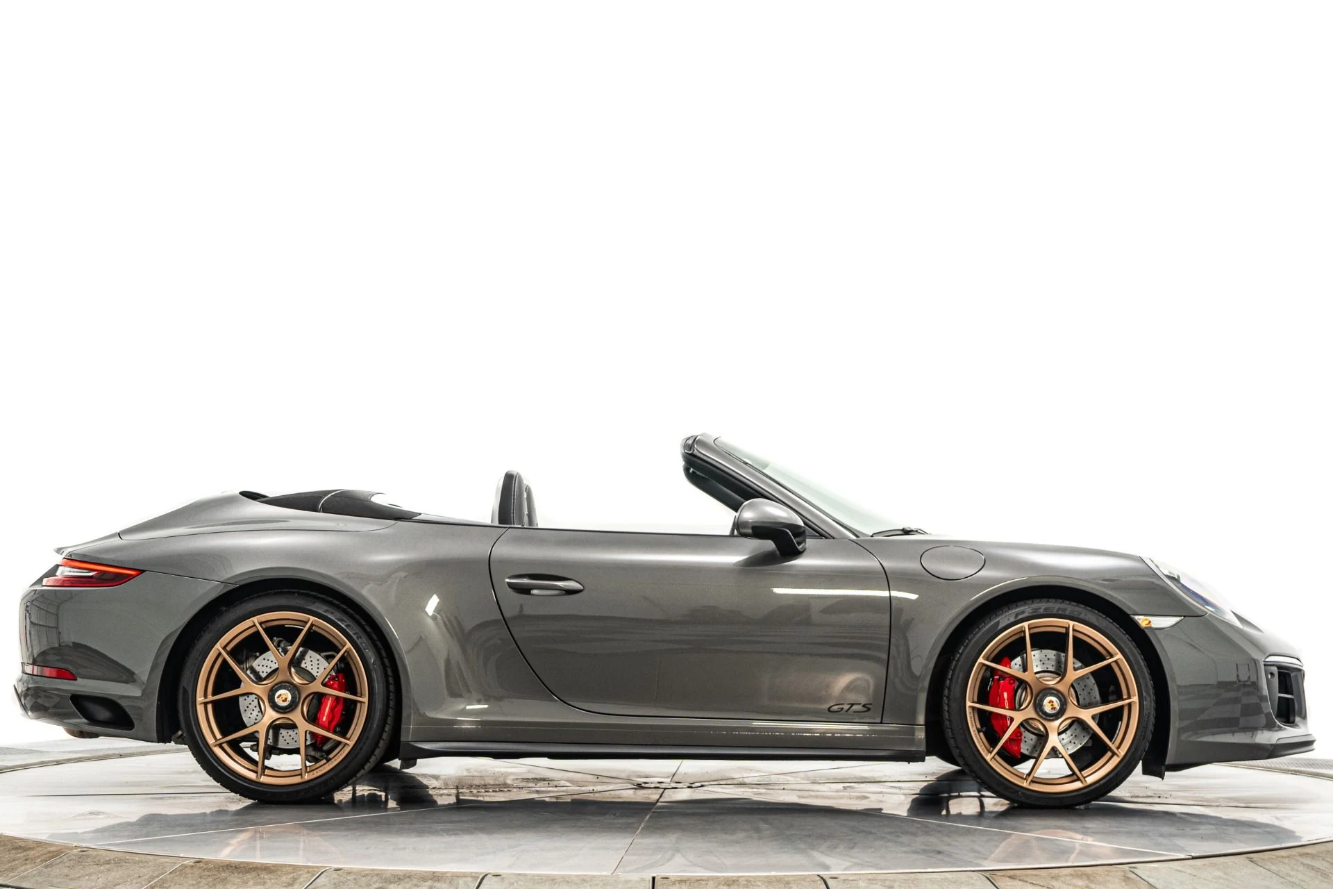 mph049_459817912_Used_2019_Porsche_911_Carrera_GTS_Premium_Package_Plus_18_Way_Adaptive_Sports_Seats_1777924889_522339e94b
