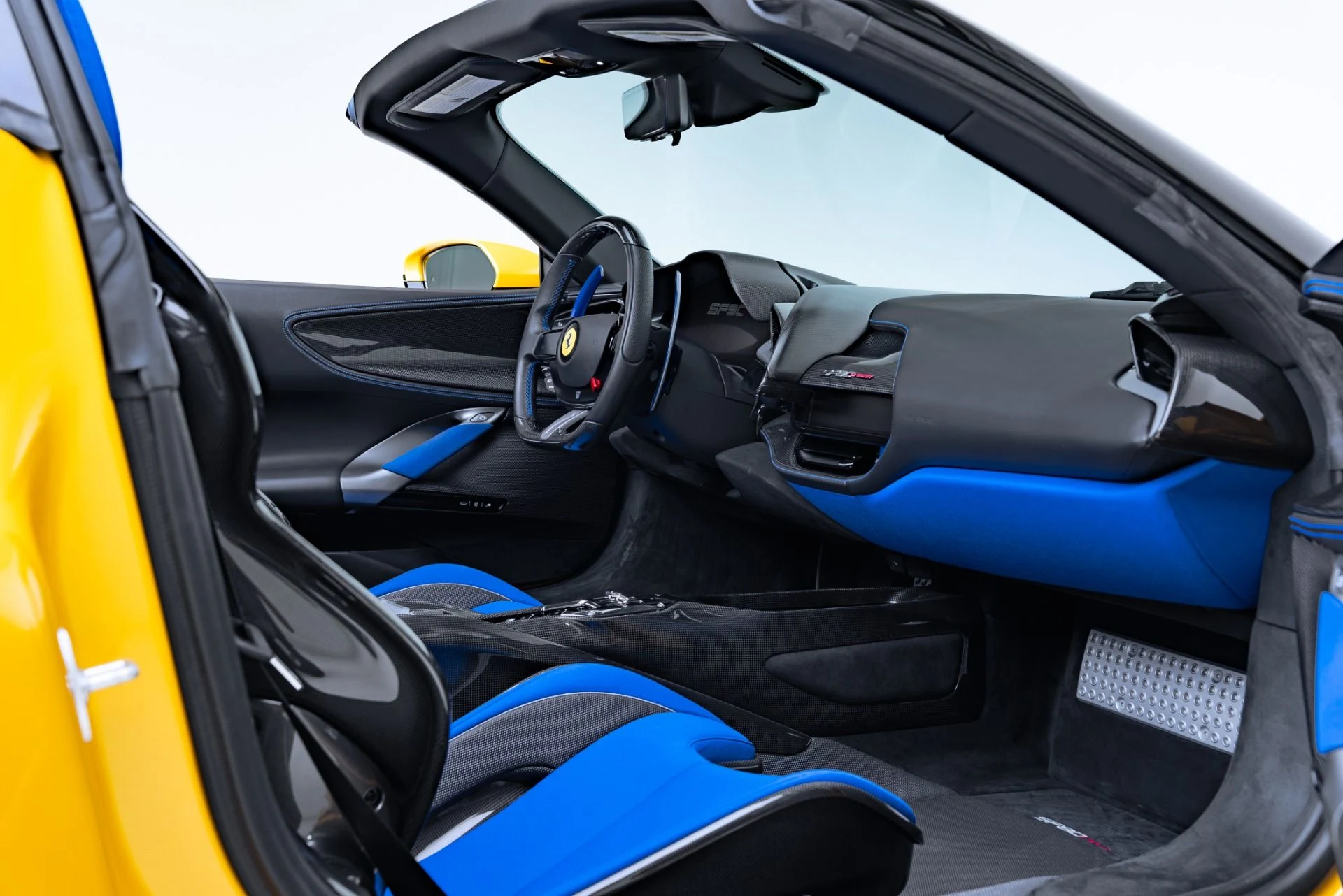 mph049_46661546_Used_2023_Ferrari_SF_90_Spider_1773351292_dcf6d91b63