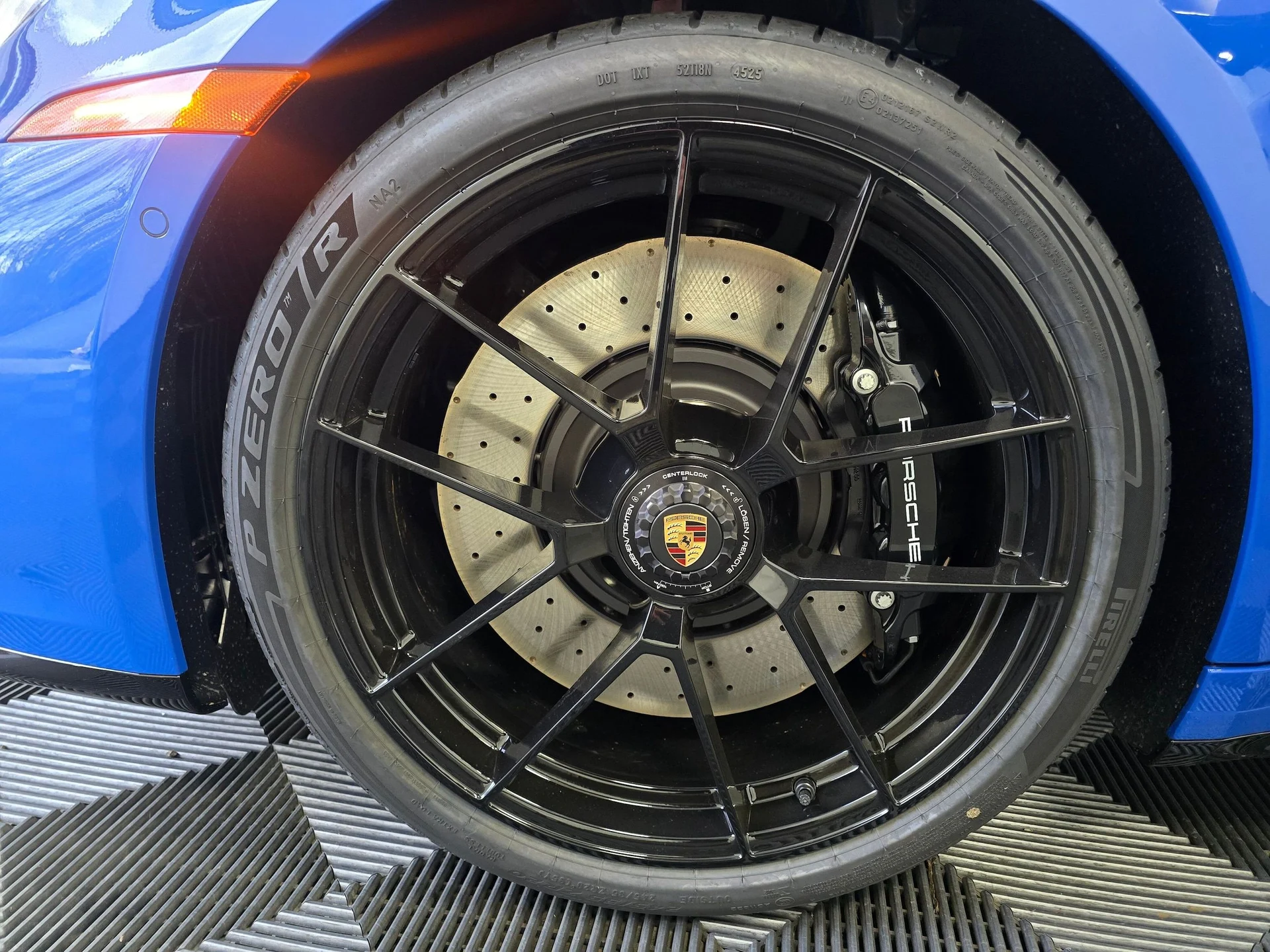 mph049_481156825_69930dacf23d830d73b0b2d0688f6718x_440deb7989