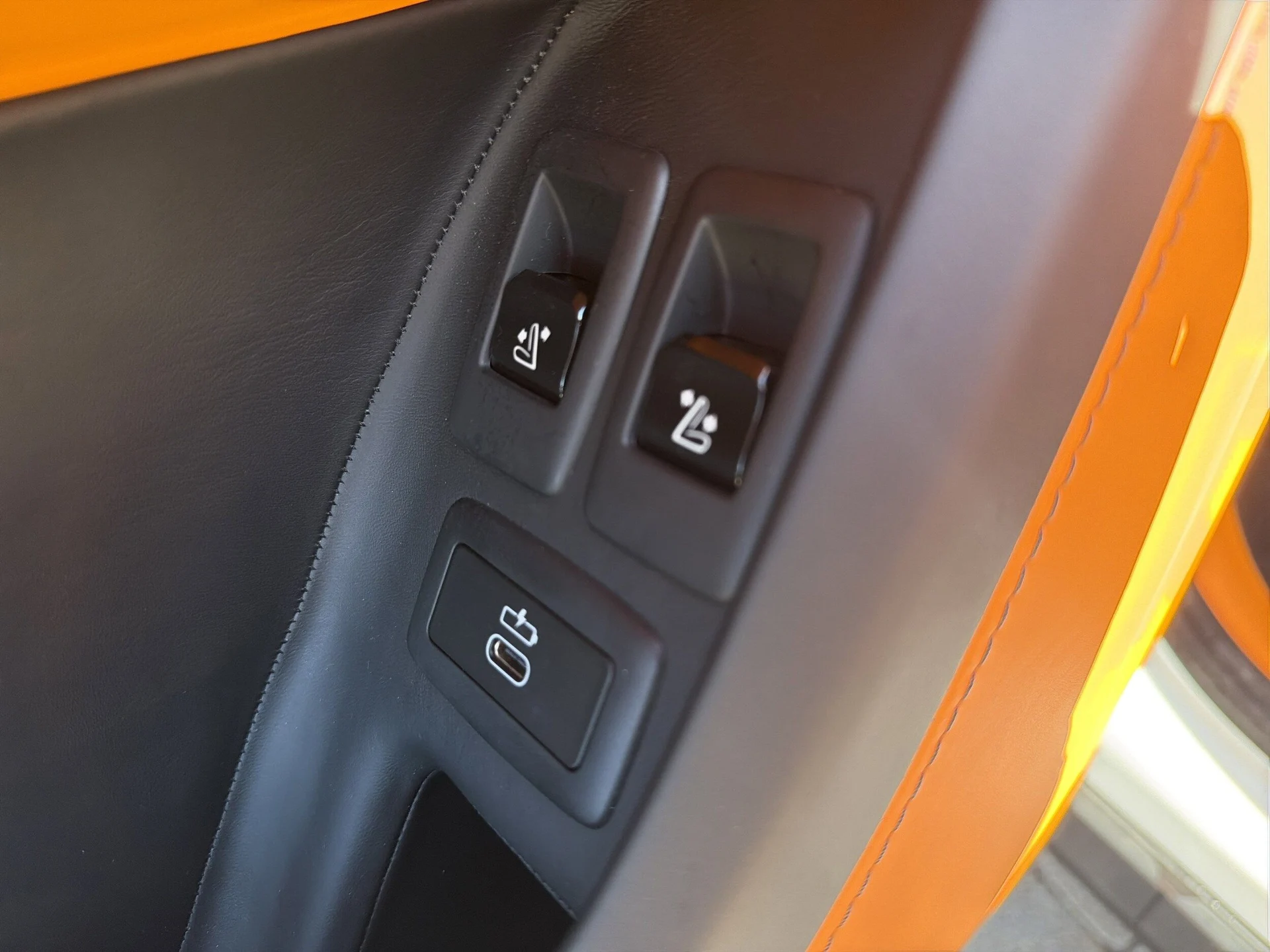 mph049_485543320_b362b59d03784e412d34f9d402c0f410x_e75bdc880f