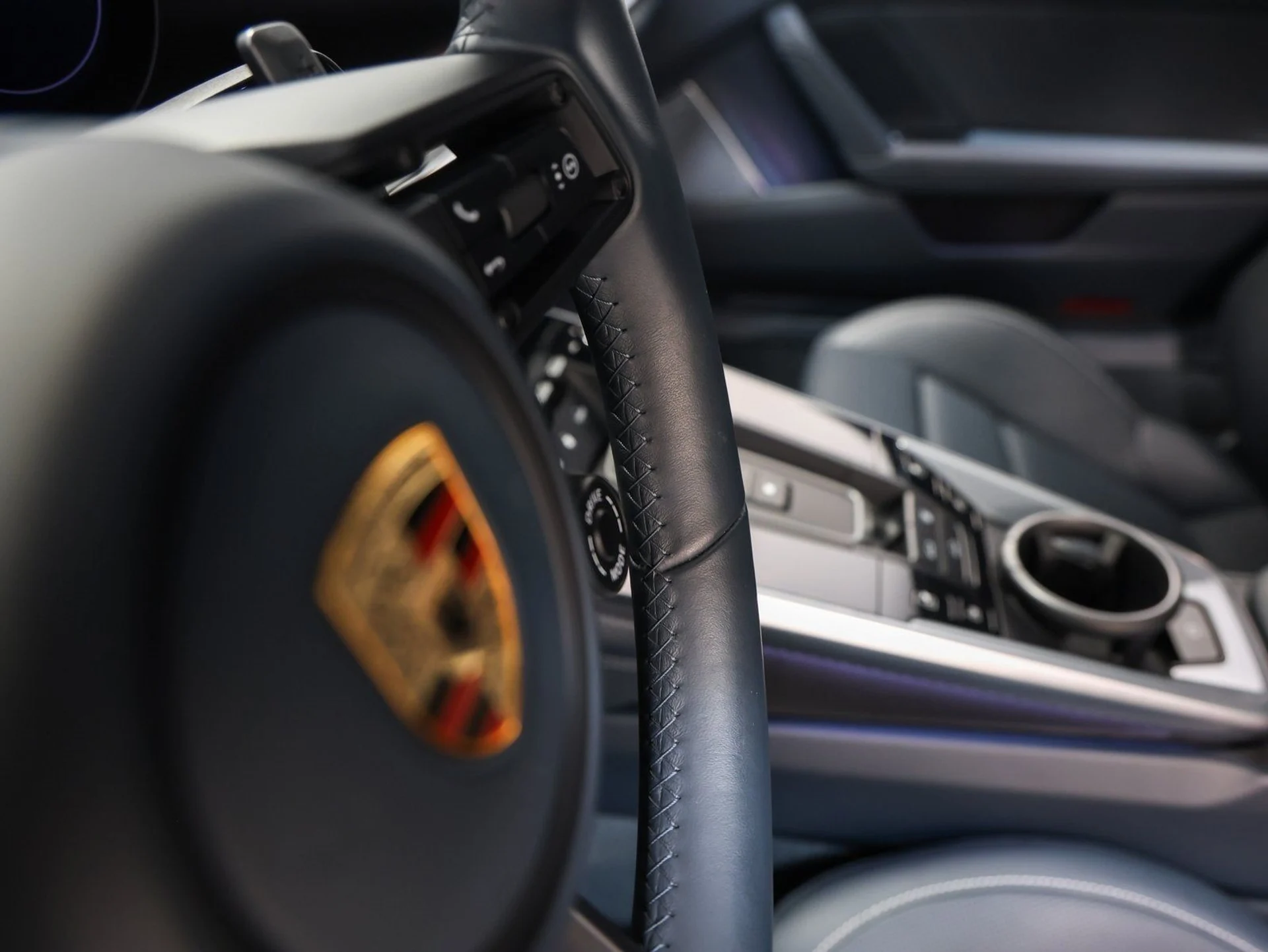 mph049_486167755_50_0ccffb22bc