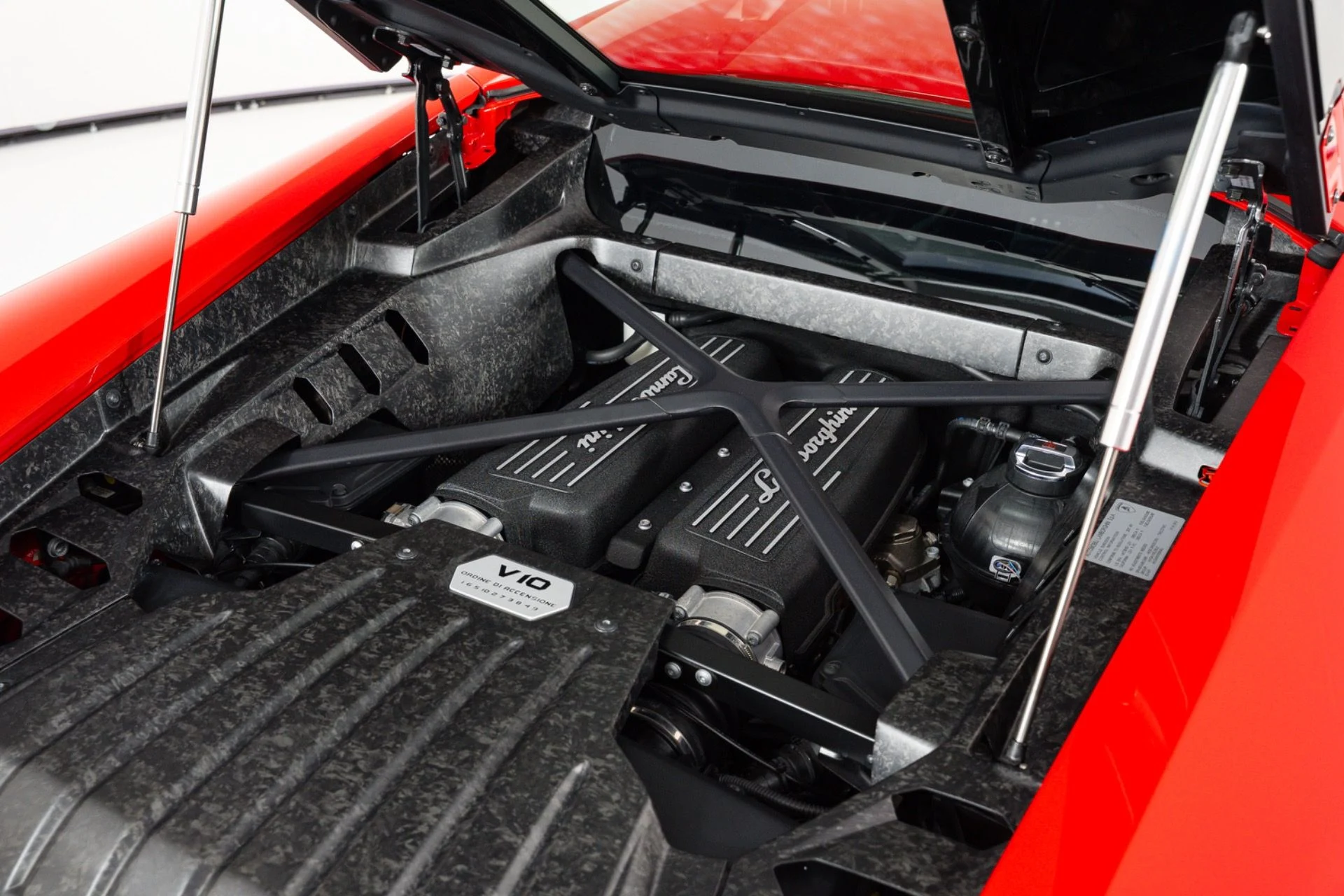mph049_505743813_Used_2017_Lamborghini_Huracan_LP_580_2_1787346290_1e8e662ceb