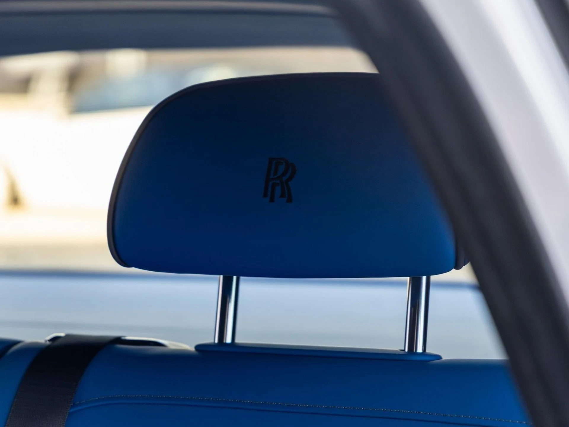 mph049_509351319_50_b0ec2d802c