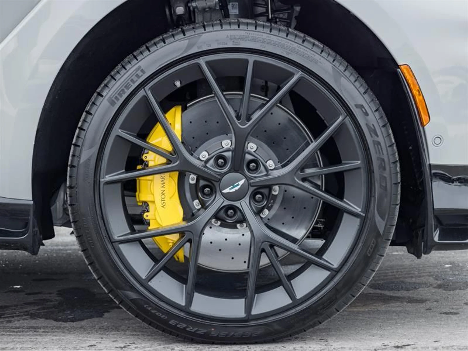 mph049_516357744_ak2fmsoz_2d1a48972d