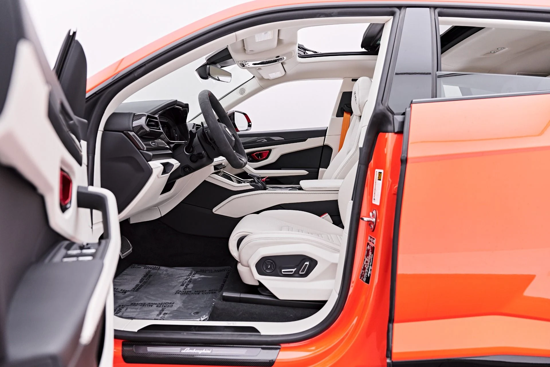 mph049_516974061_Used_2025_Lamborghini_Urus_SE_1785258970_c50a9ff415