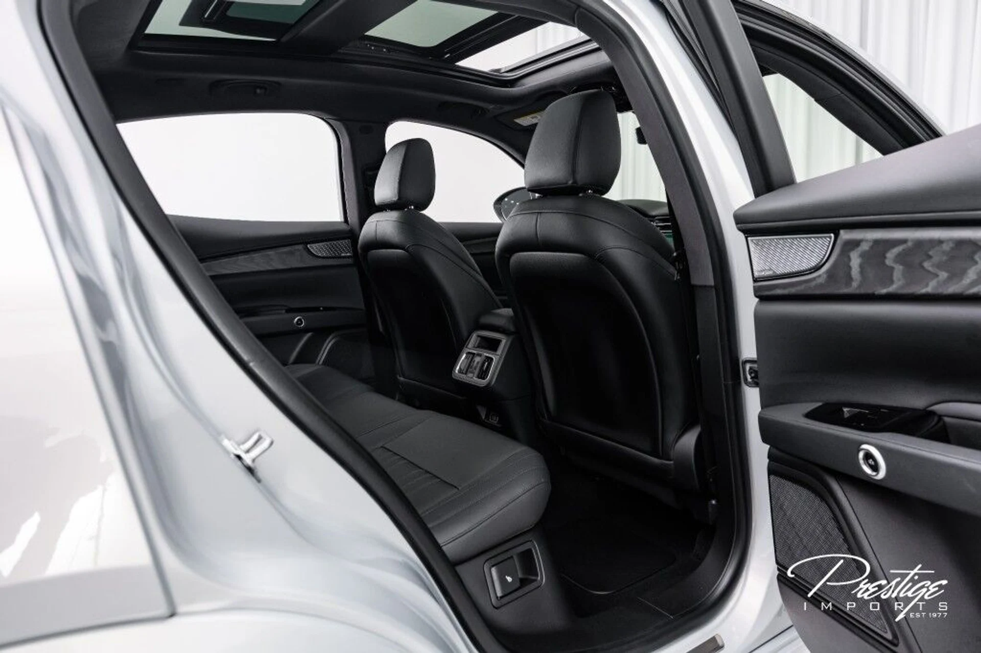 mph049_528736329_9b33eaa47d5997ffc83ad4b6e1ba5d71_63b2b0152a