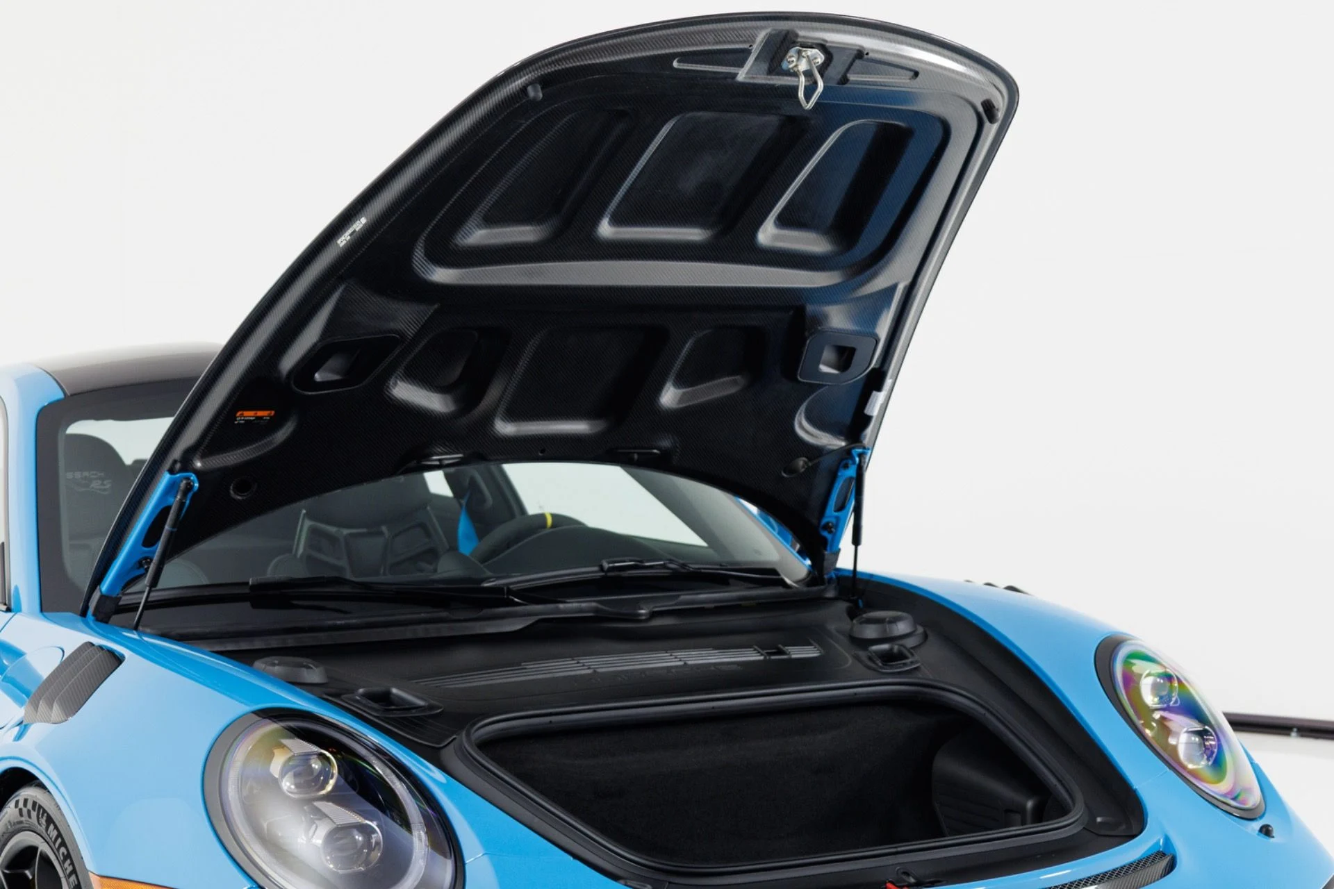 mph049_558944290_Used_2019_Porsche_911_GT_2_RS_1792013916_f177385763