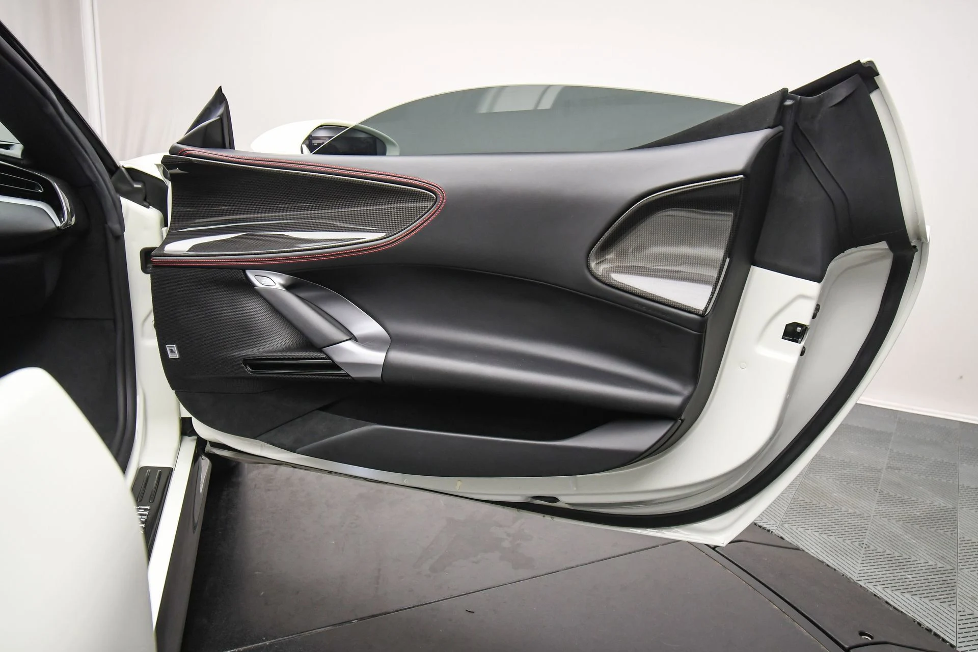 mph049_566196401_abea5ae2c1bd4f398bbc1b65958e99d9_94a319c641