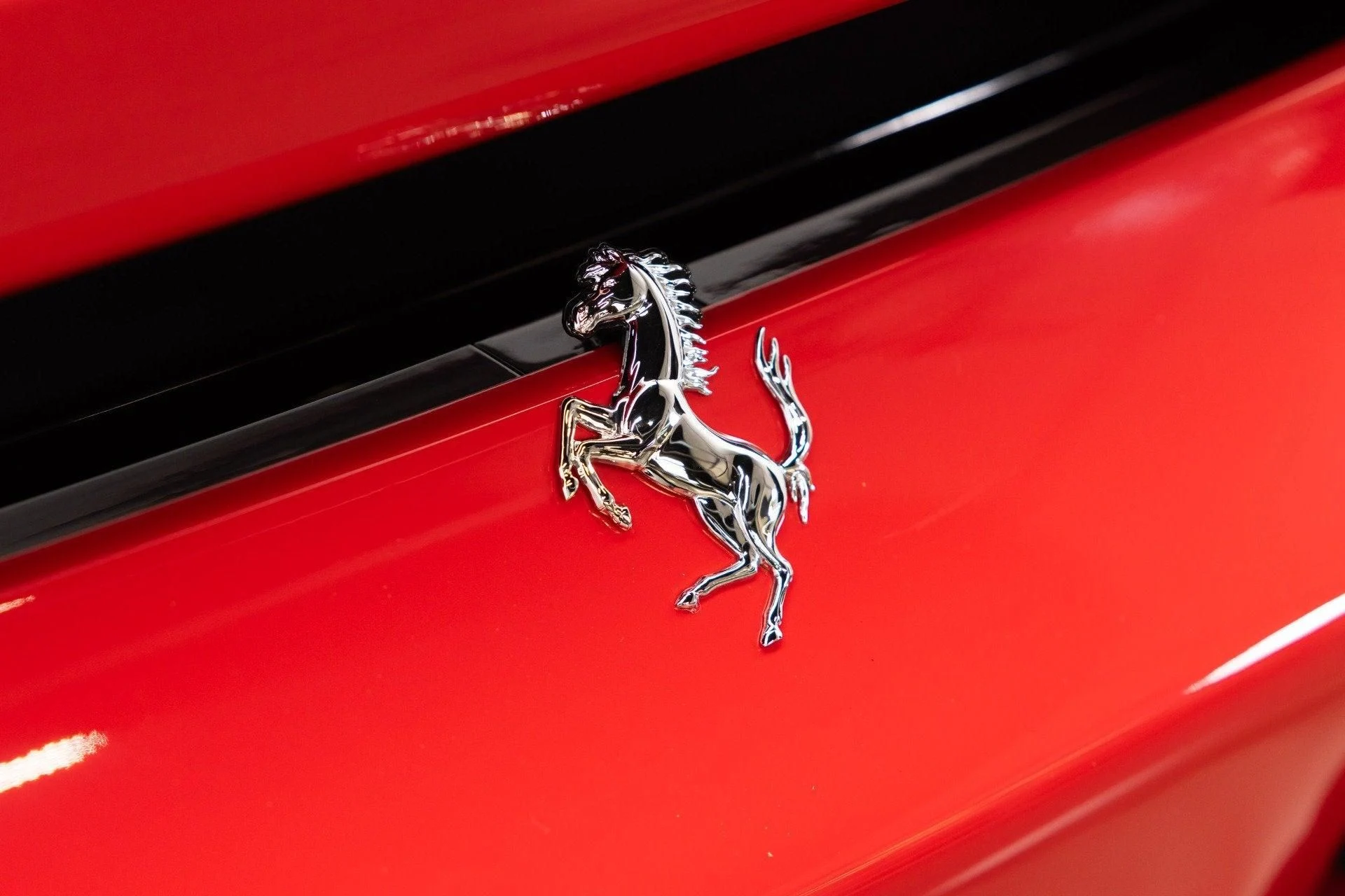 mph049_574468614_Used_2022_Ferrari_SF_90_Spider_1788255982_2a70c74530