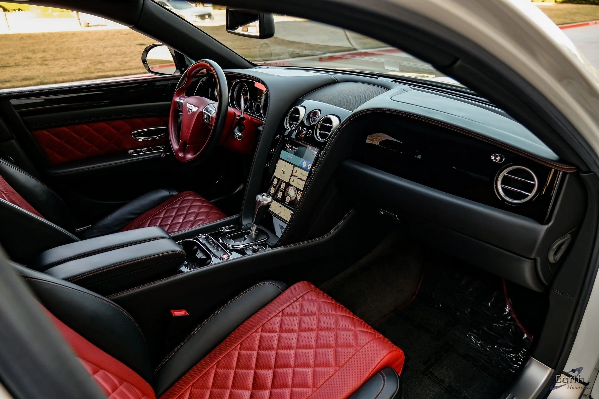 mph049_585197207_6308bcbfb4095690f8c54135b7ef7343x_85228044e2