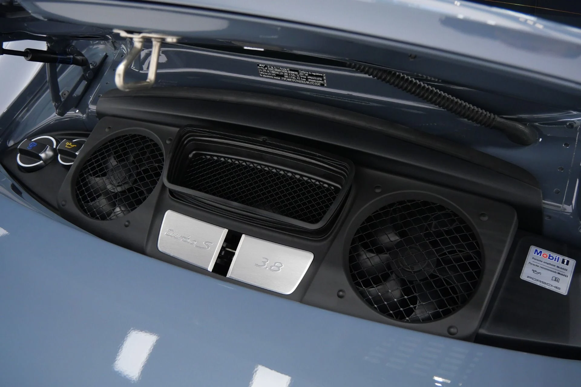 mph049_585409358_Used_2017_Porsche_911_Turbo_S_Aerokit_Turbo_Burmester_Audio_1781208187_7726aa6a5d