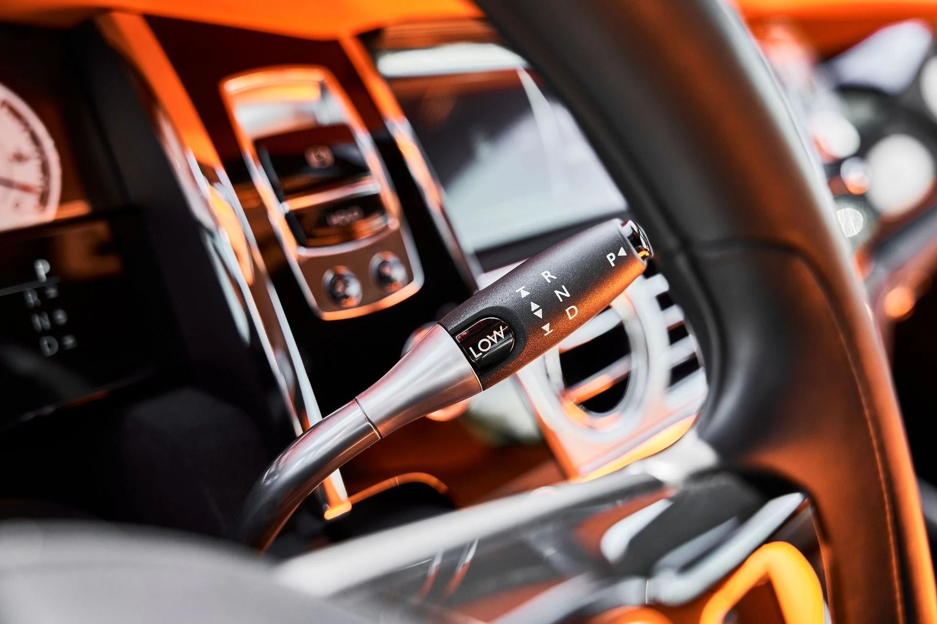 mph049_589517516_Used_2020_Rolls_Royce_Wraith_Base_1776302641_68f18bf240