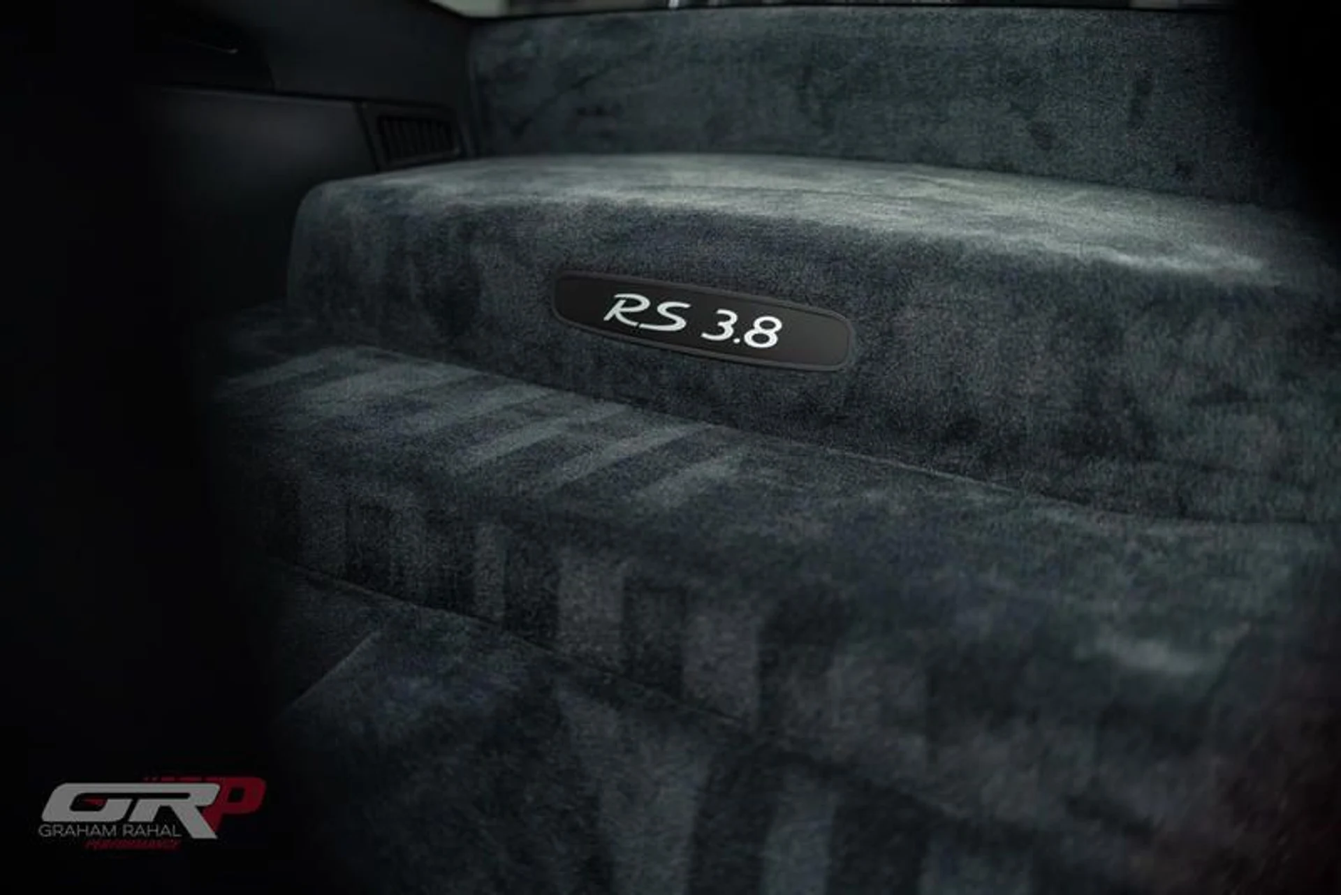 mph049_607644987_A28_AA_664_4_BFF_4_B67_A3_FE_823_B73_A253_CA_17becf10b6