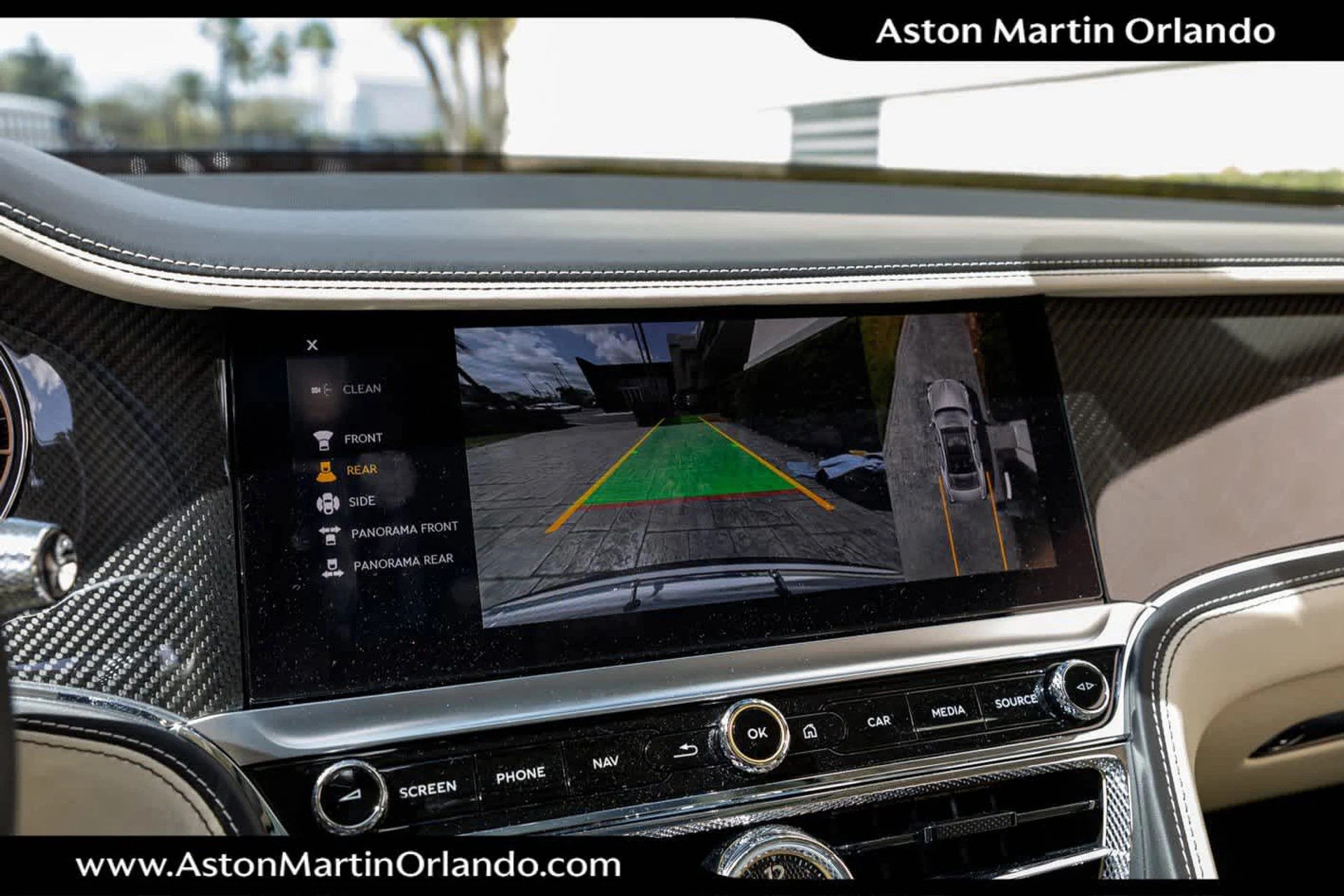 mph049_624970834_50_aa18b8d7b4