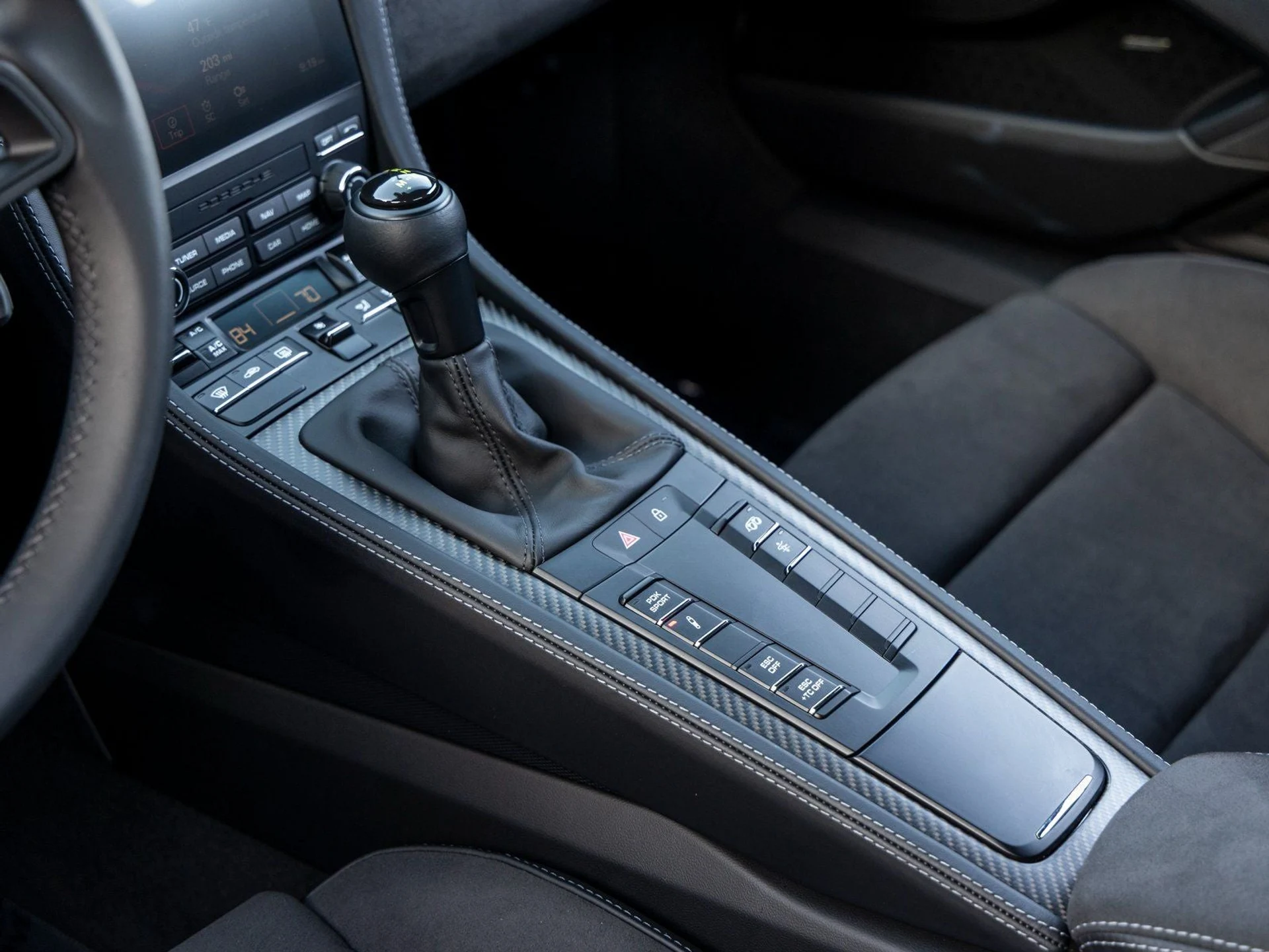 mph049_625963678_50_8cfe0100a2