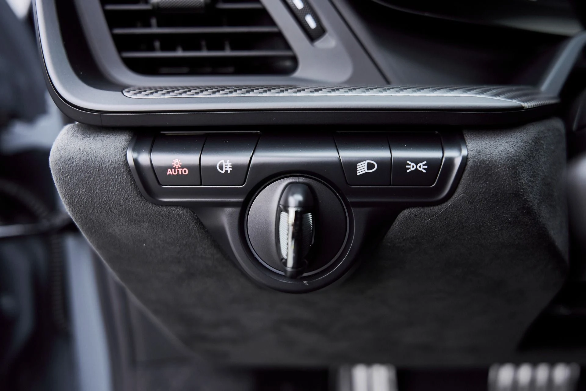 mph049_645128576_Used_2024_Porsche_911_GT_3_RS_1767150550_3f7d99e4aa