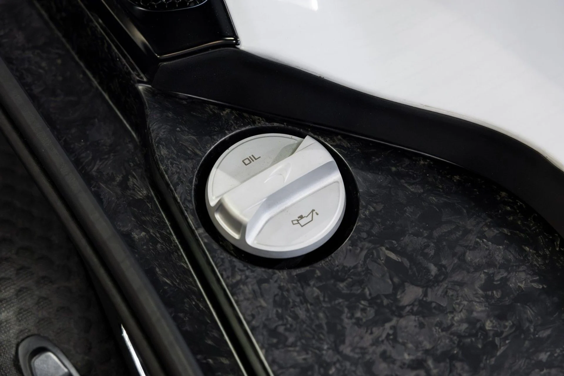 mph049_655581507_ug_4ede5720f0