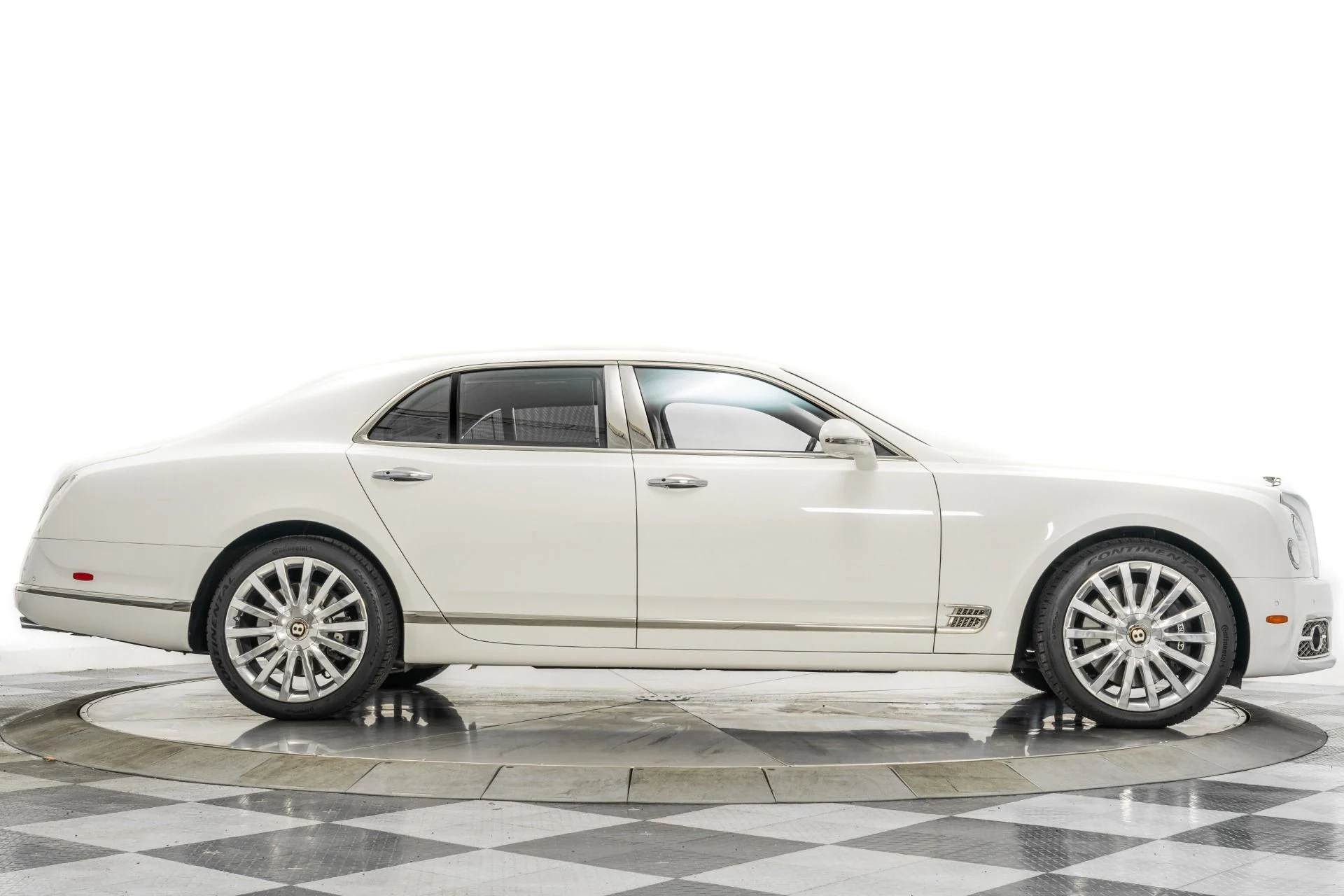 mph049_67177016_Used_2020_Bentley_Mulsanne_1761600873_191e067174