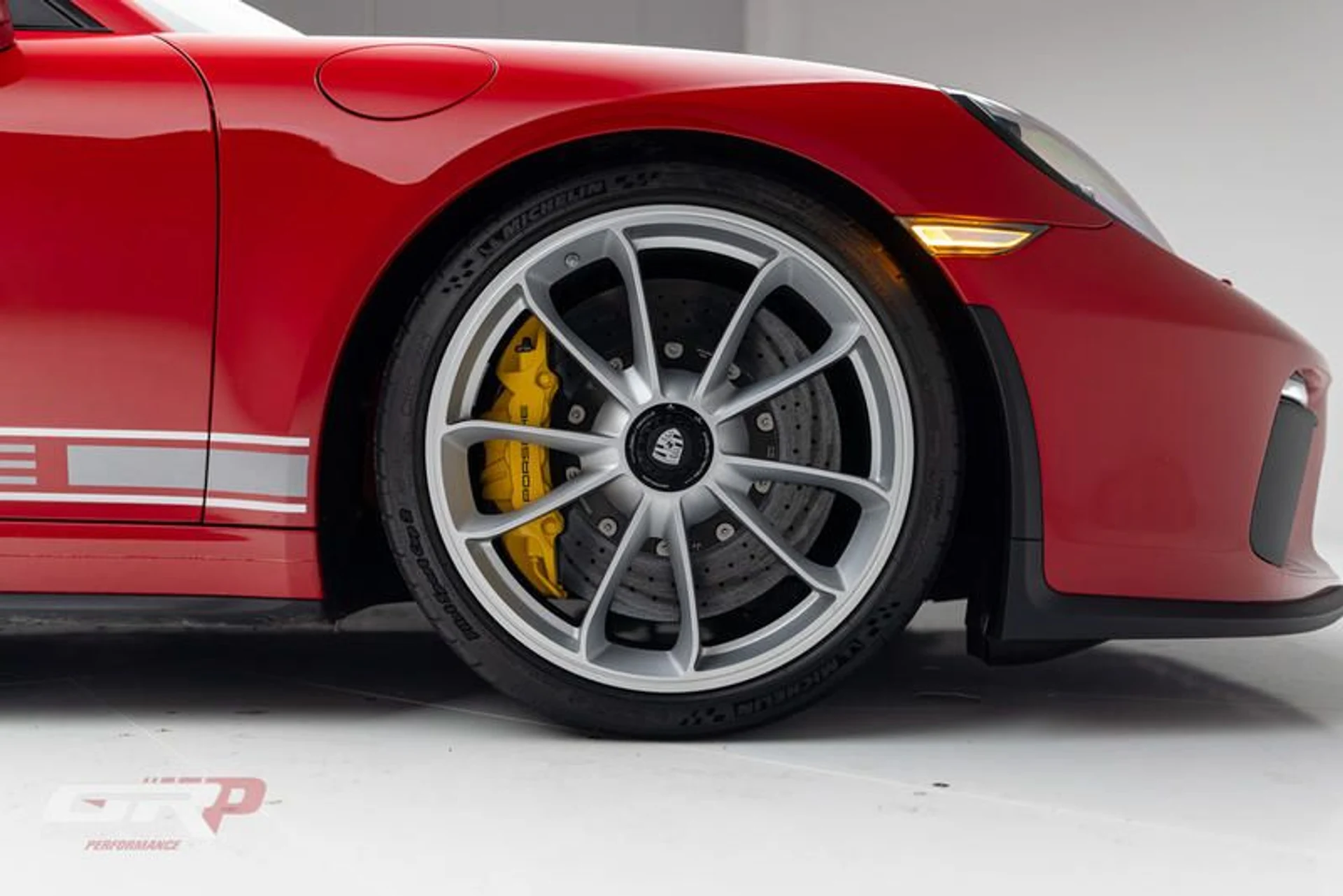 mph049_677966156_32_C428_ED_F0_D3_42_A2_9084_58_FE_85_C1_E883_58eb007a07