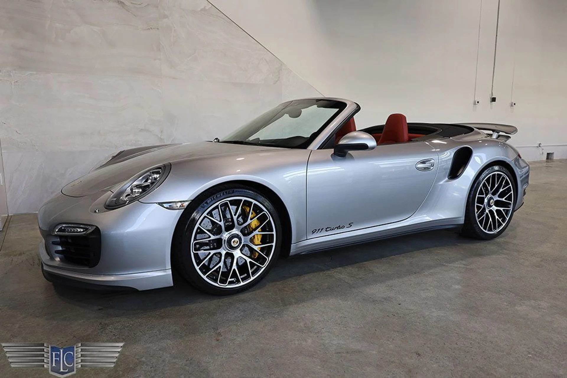 mph049_697154299_used_2014_porsche_911_turbocabriolet_9689_22886118_50_1024_7565003ac0