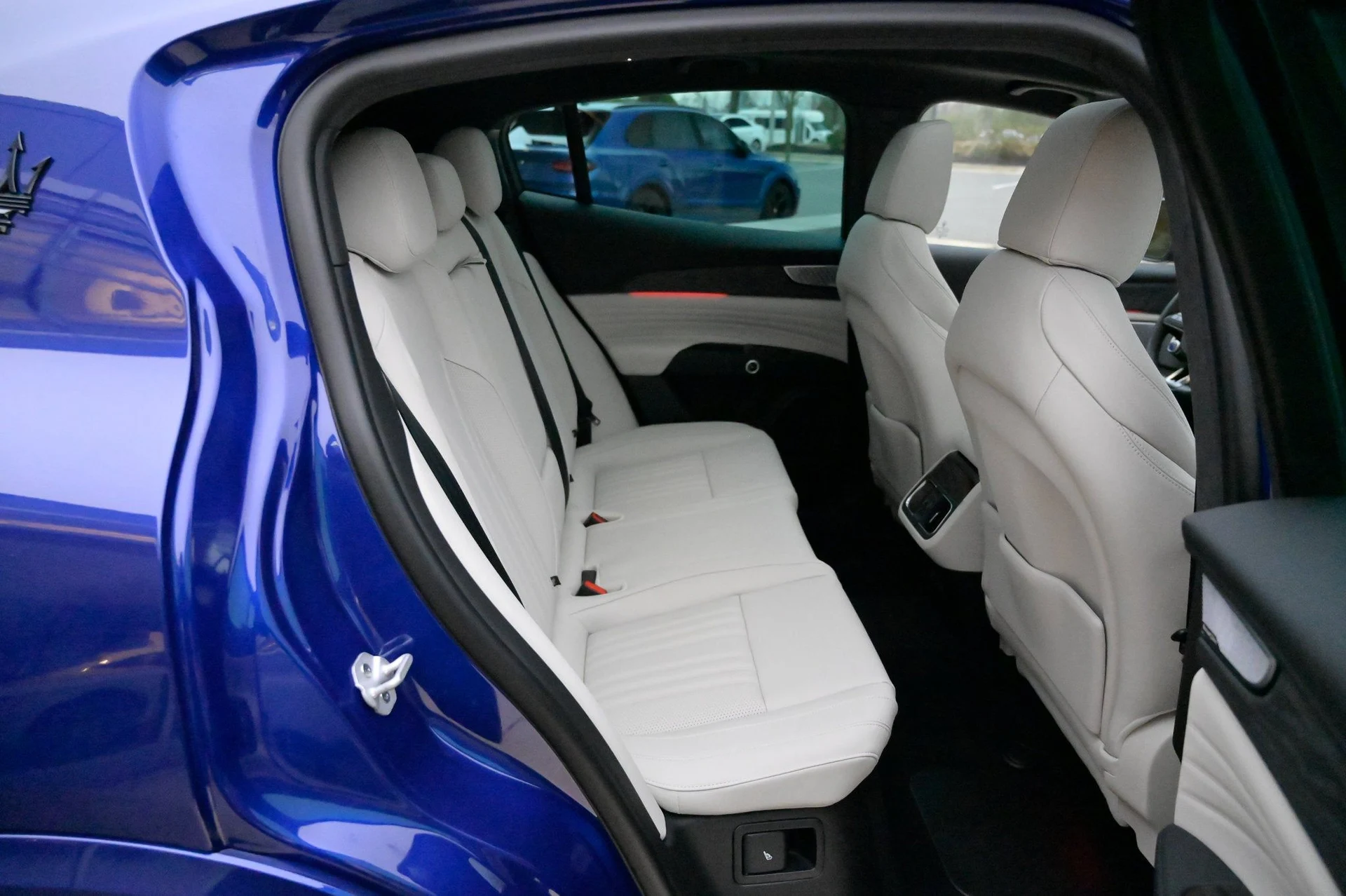 mph049_708549752_130c278805334f258b54867f83c3ea52_b0fada8def