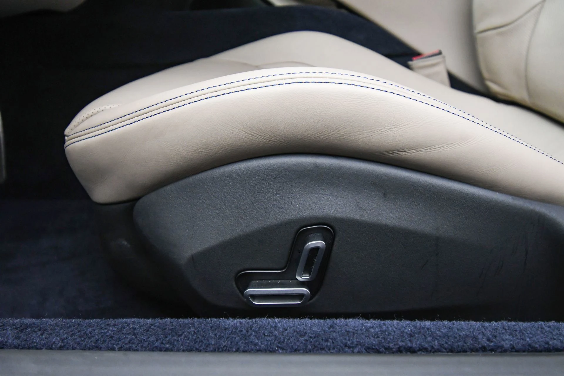 mph049_717133344_ddc93b8abd3a4a37af666ccc1ed75db2_6a81c83df0