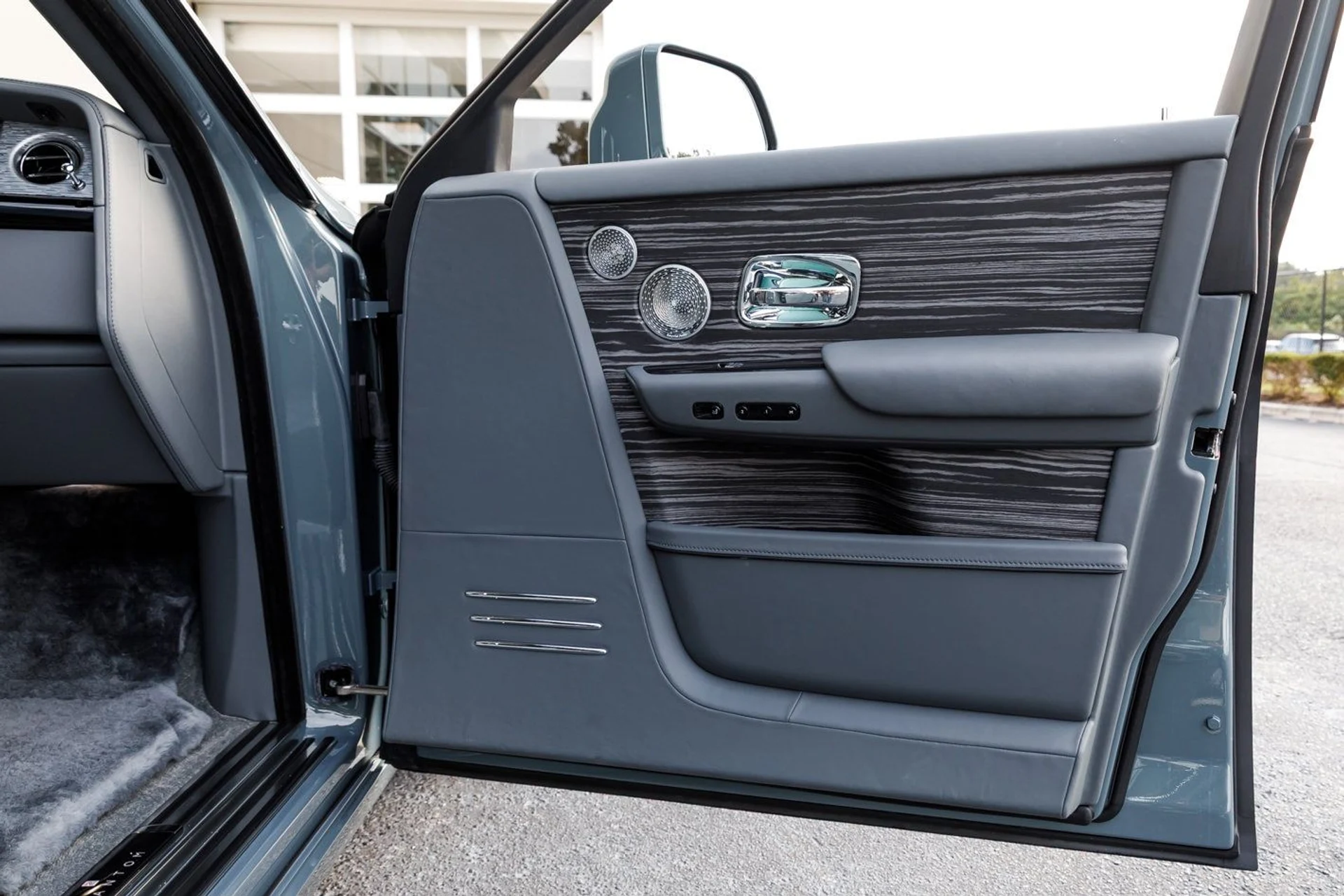 mph049_719874461_6bcbbccdf11e25544835103c09c434e0x_8e1c7c2700