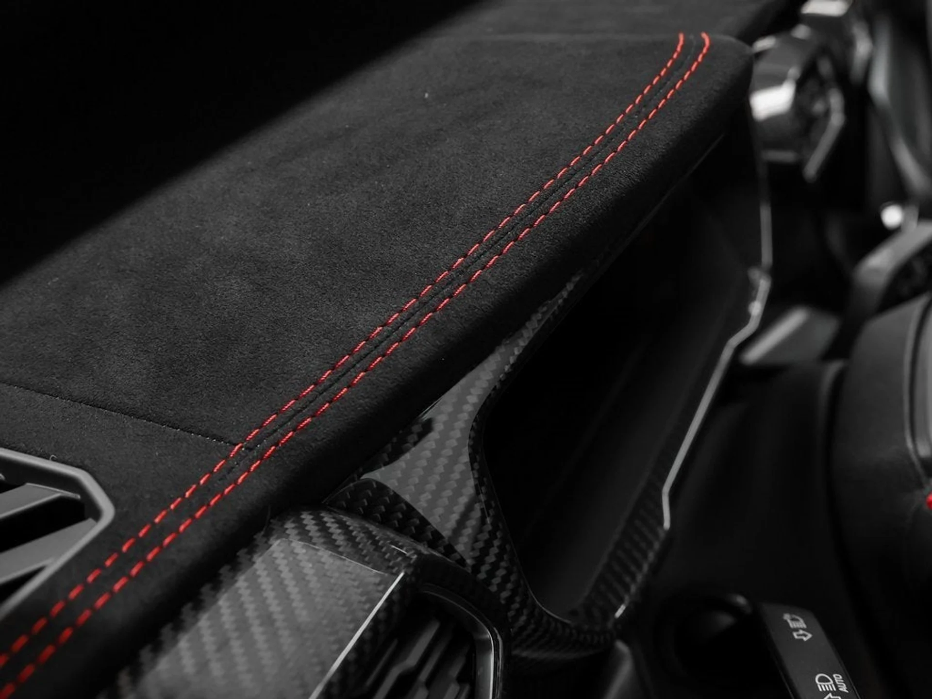 mph049_720512781_50_951bf8b030