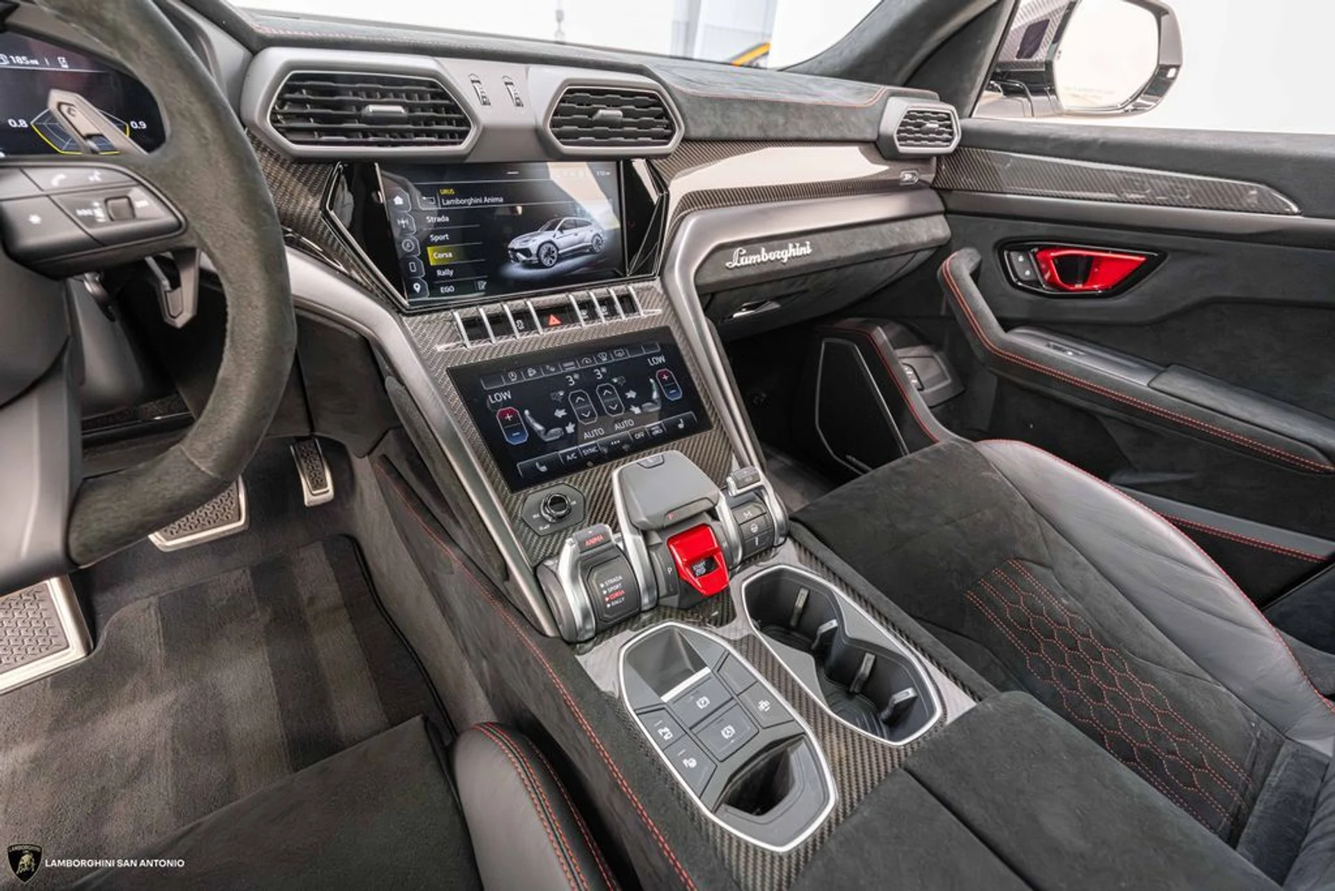 mph049_722743054_ea8c8e5c05364fa2d4a8465d03c15a26x_7d29e4e35b