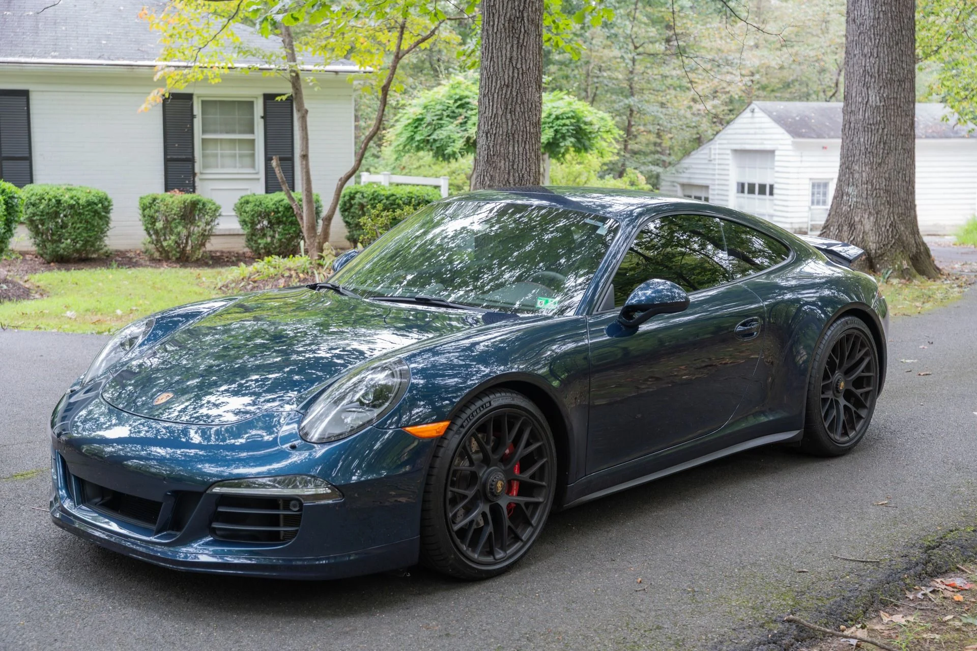 mph049_728172503_Used_2016_Porsche_911_Carrera_GTS_1788907284_d04edab511