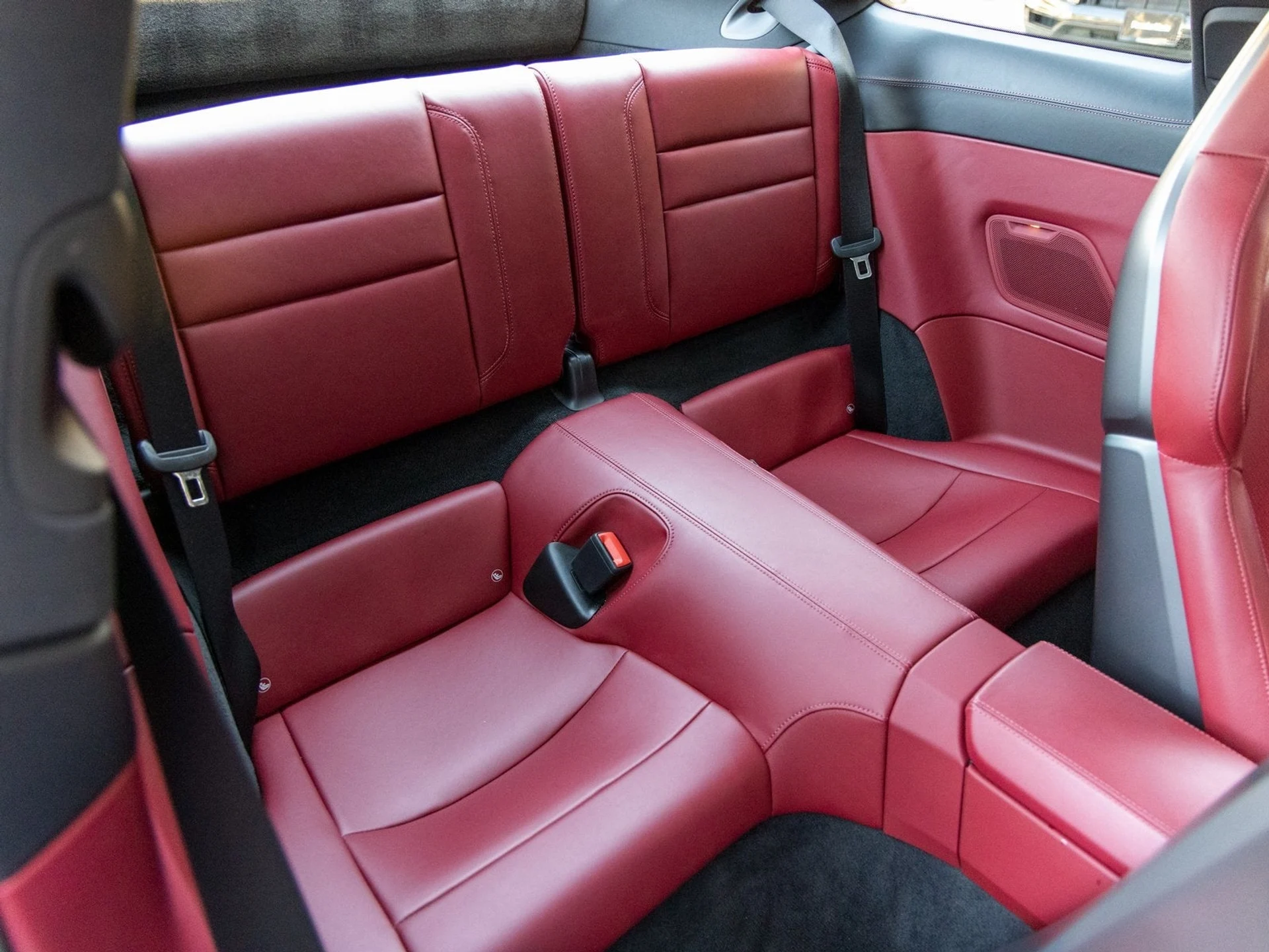 mph049_741547239_50_c68db58d1a