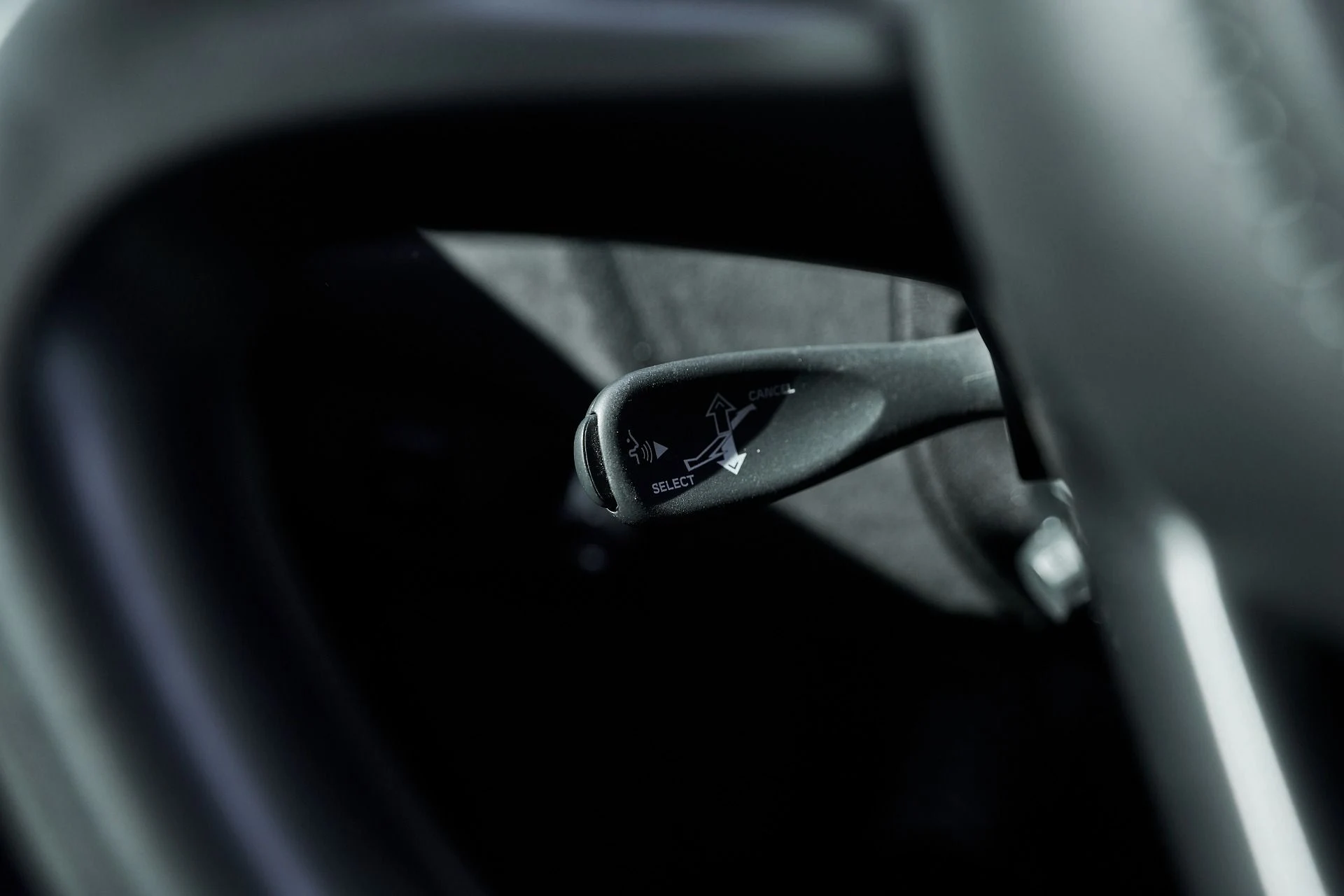 mph049_742627125_Used_2024_Mc_Laren_750_S_Spider_1761608951_3875822d32