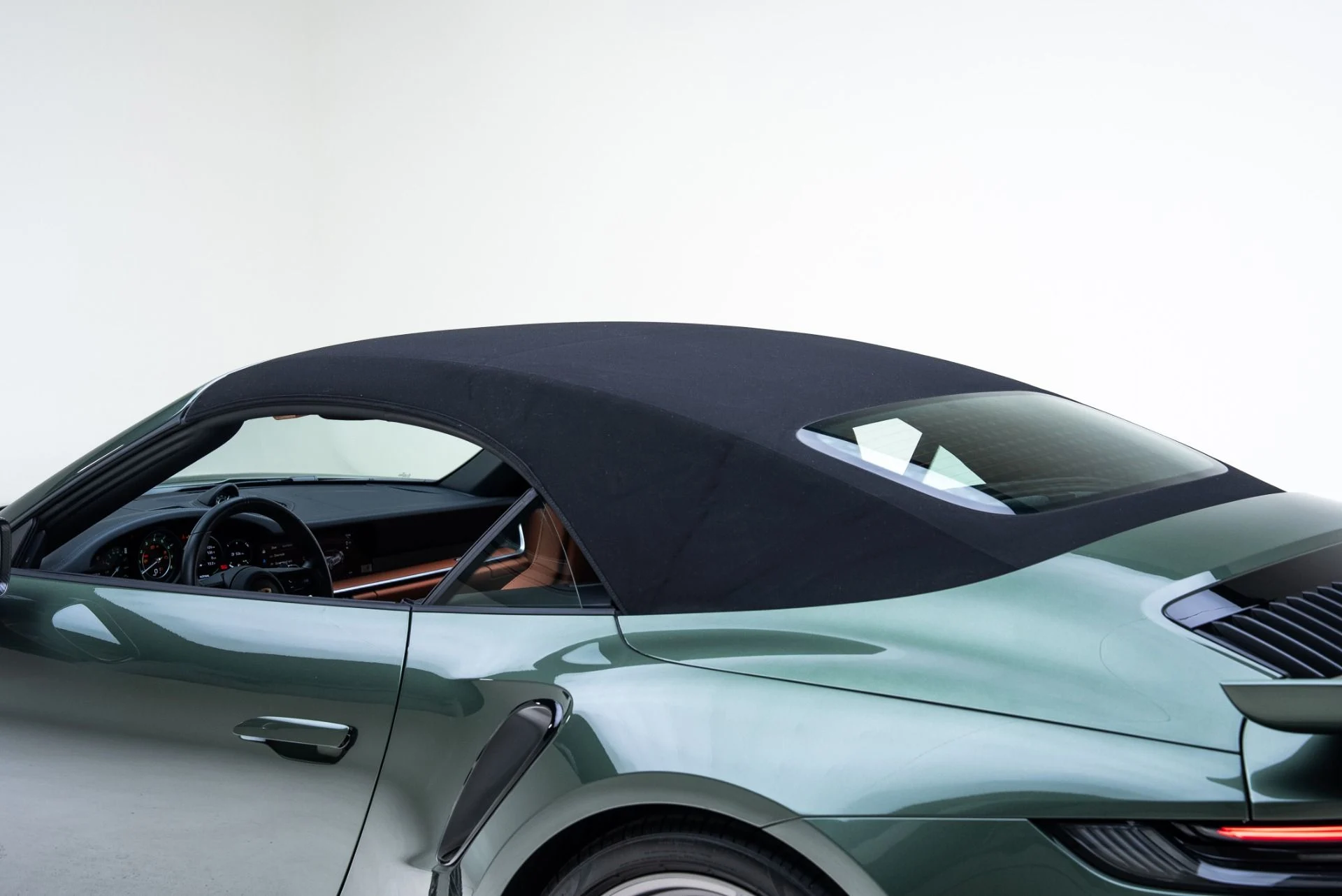 mph049_753717774_Used_2024_Porsche_911_Turbo_S_Cab_1775066582_3a59d976db