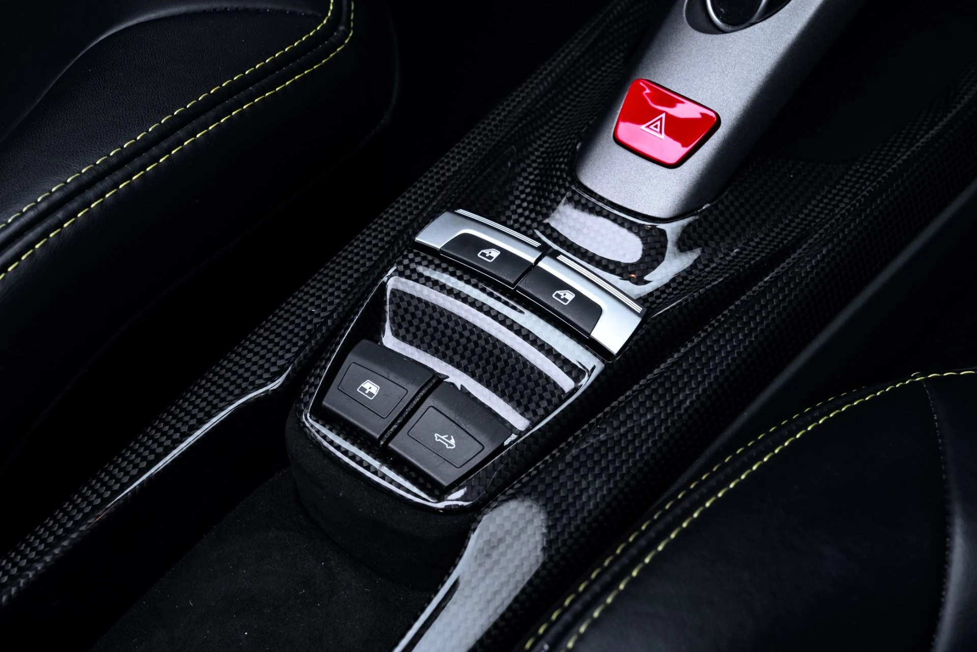 mph049_759337203_Used_2018_Ferrari_488_Spider_1771880321_a459b3aefb