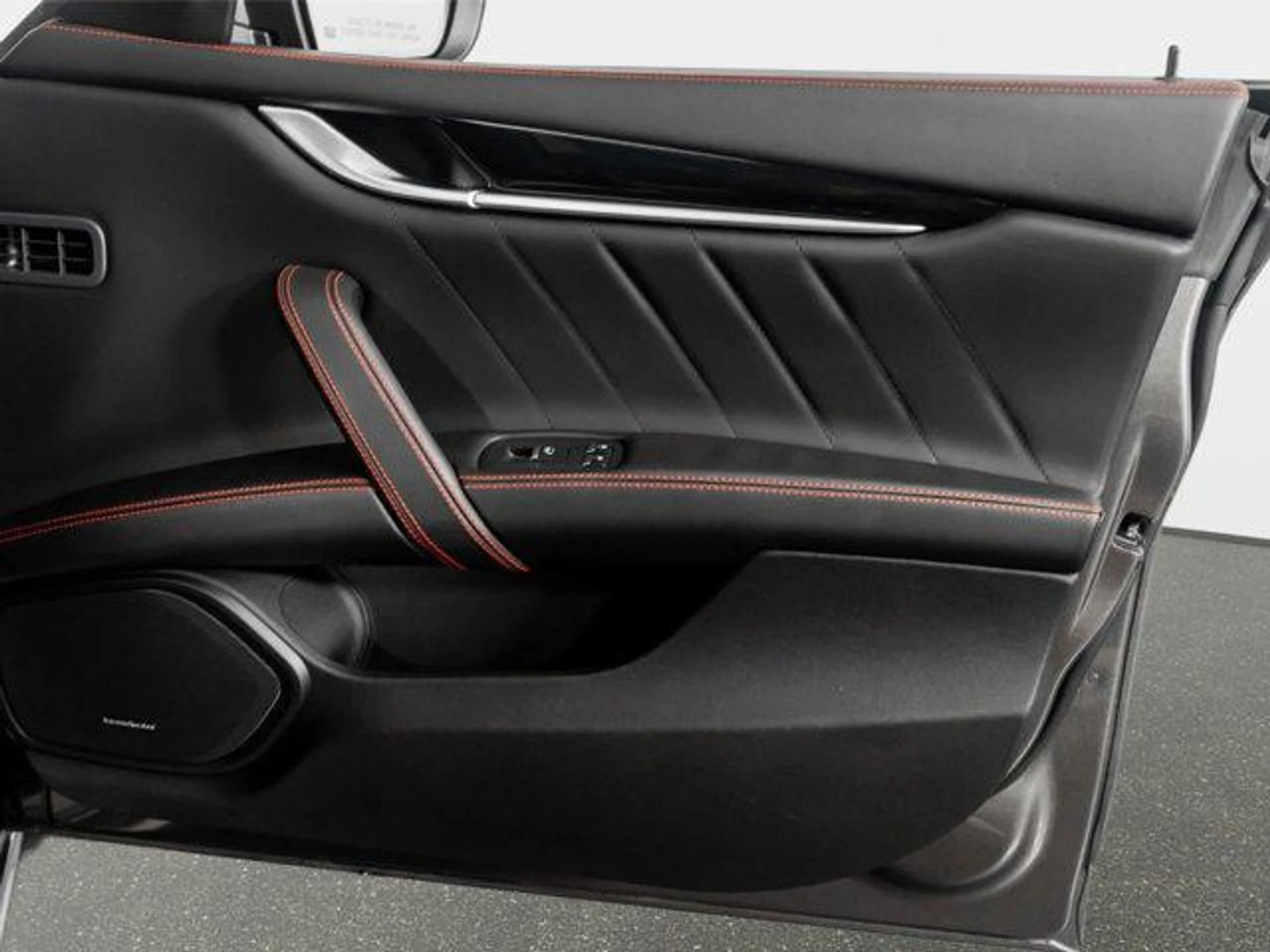 mph049_765683685_y_Kgg1ij_VB_Dh_jv_W_Rpo_F_v_UU_Vw_A_631c4cbde4