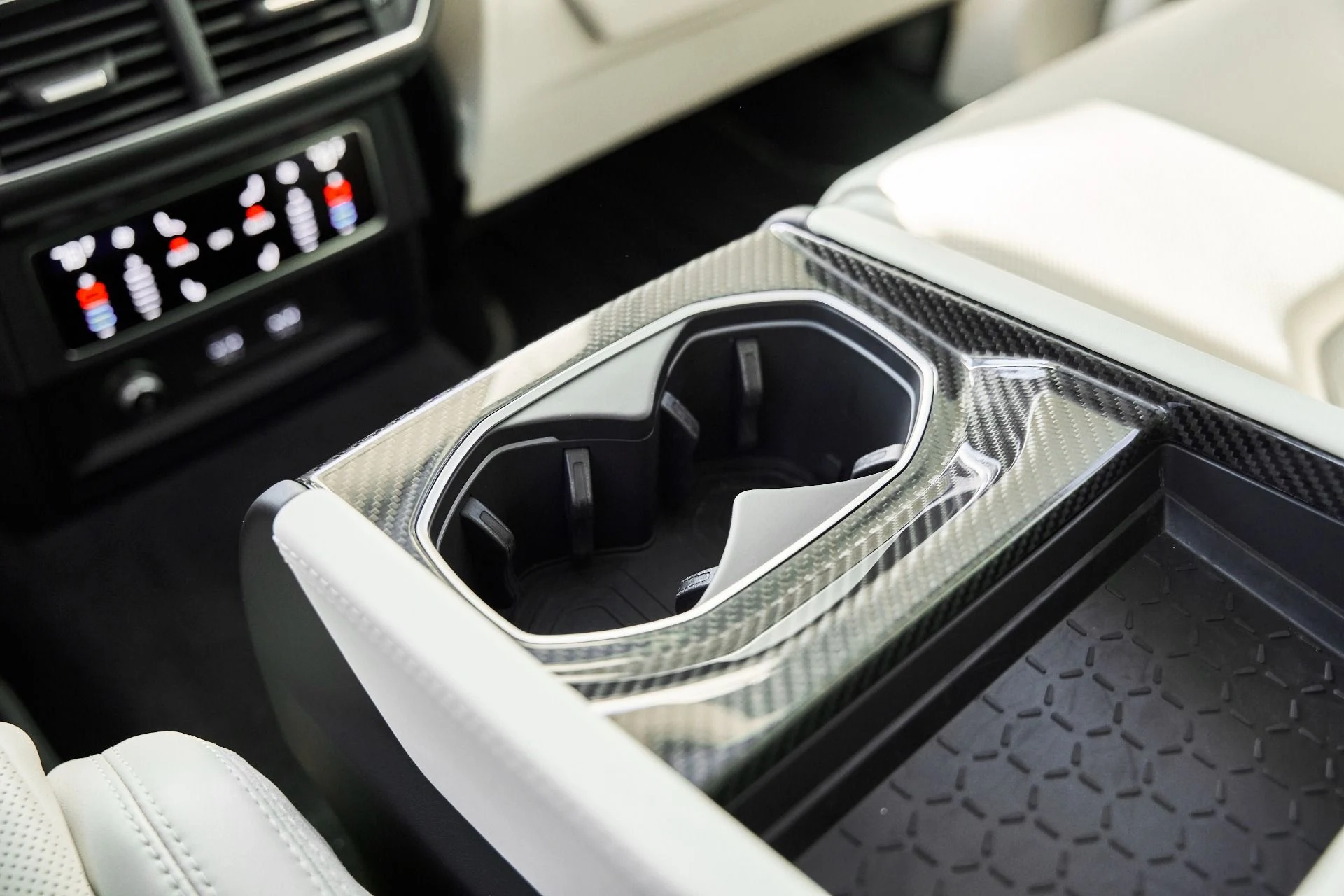 mph049_796018961_Used_2021_Lamborghini_Urus_1772650688_ce79f08c09