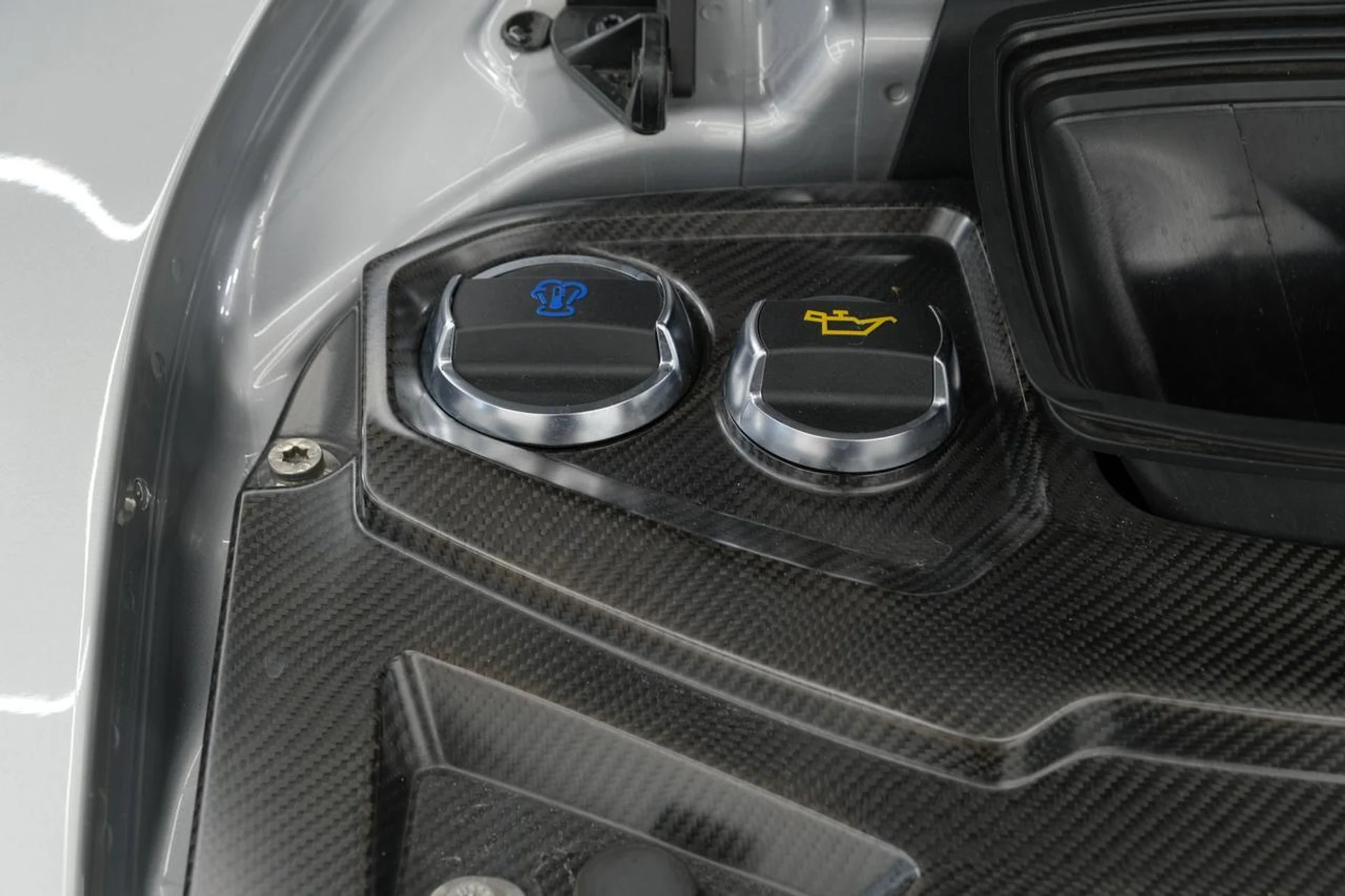 mph049_803523371_e069a478dd3bbb5fb8e84e150e1ead59_d31314138f