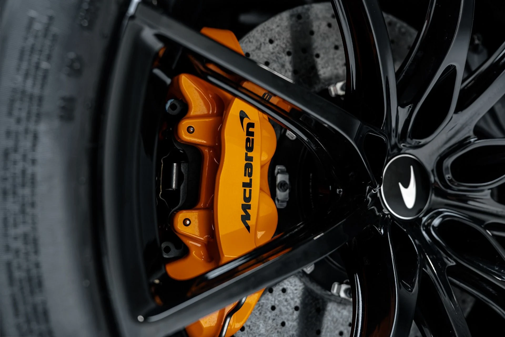 mph049_807158954_Used_2022_Mc_Laren_765_LT_Spider_1792622316_a6e3d77e27