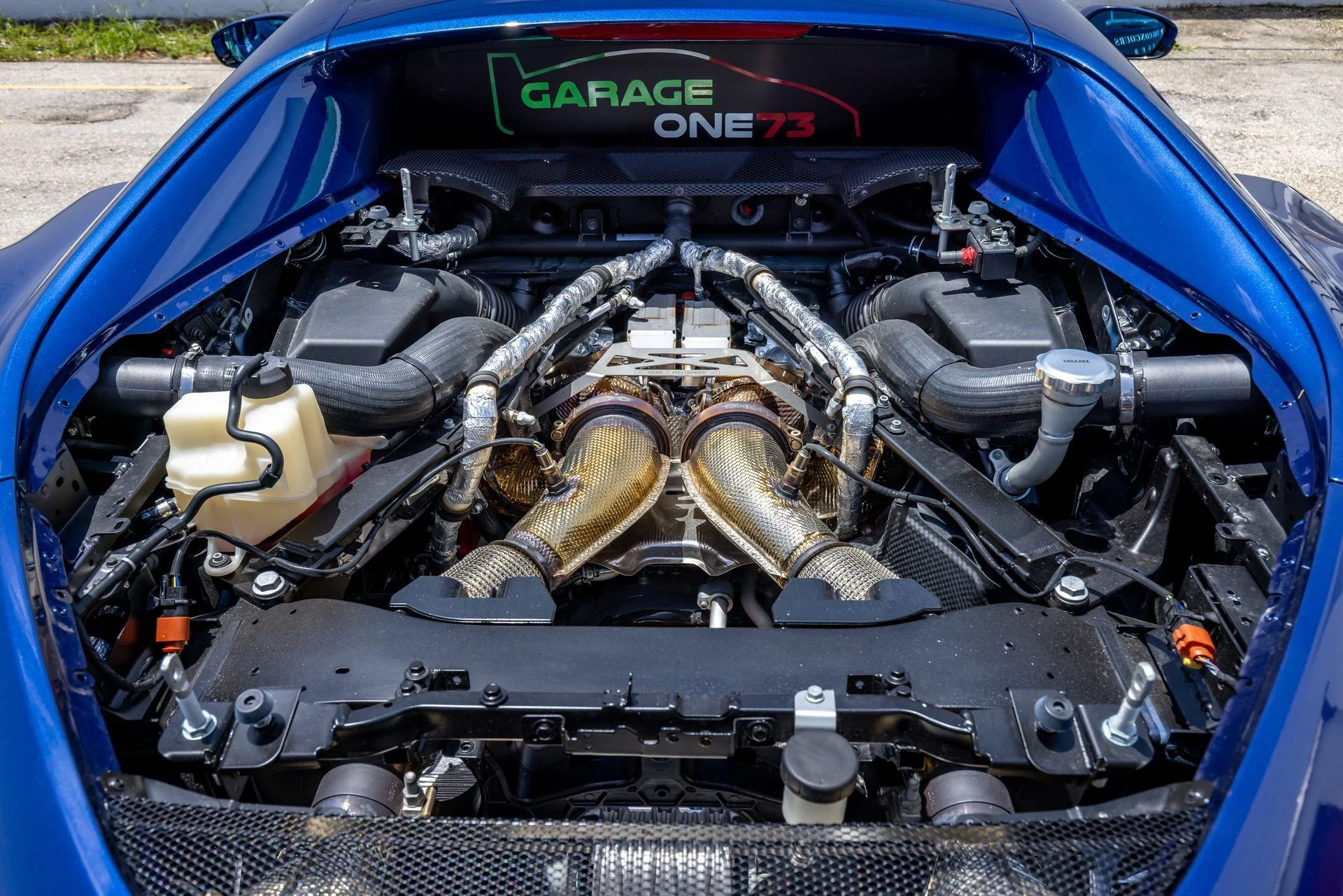 mph049_814208349_c4c7b636dee947b79c10ef7bb4c70943_889c3ee245