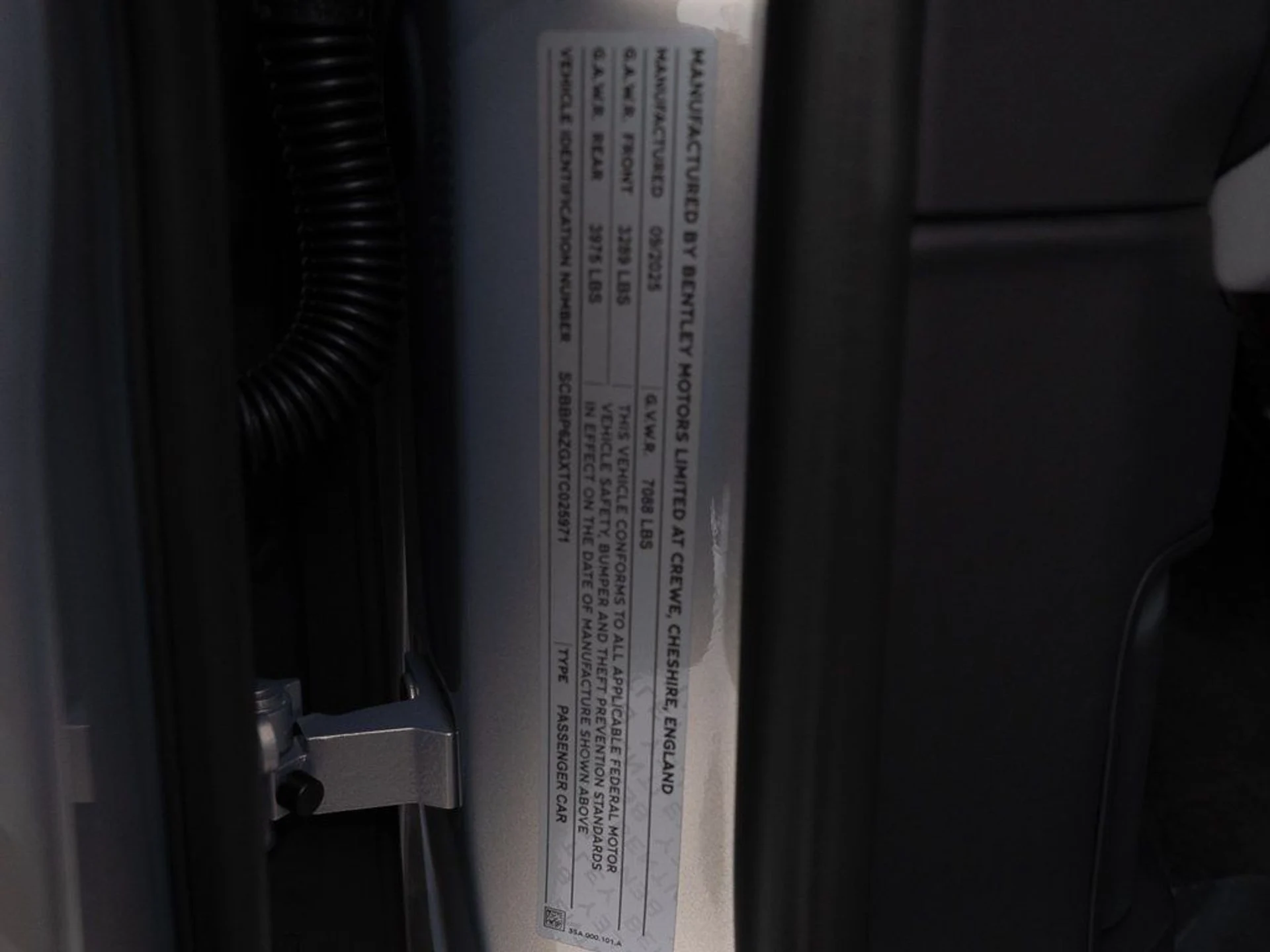 mph049_816987667_aea8ea26e7d6f6a763647e17f3894f51_6365babd2b