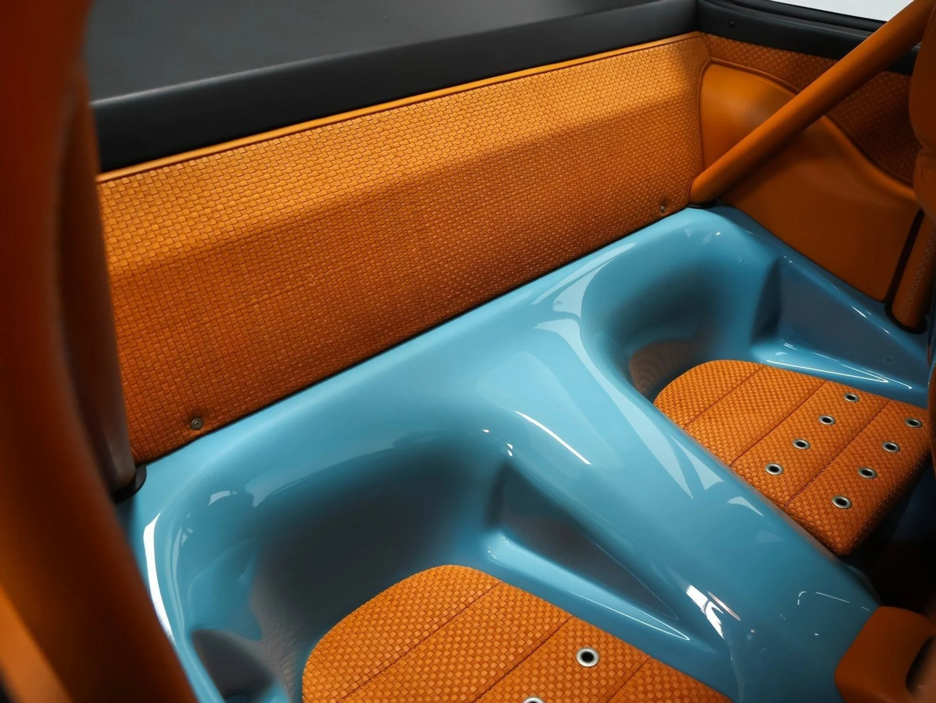 mph049_829204064_50_5604c40cbe