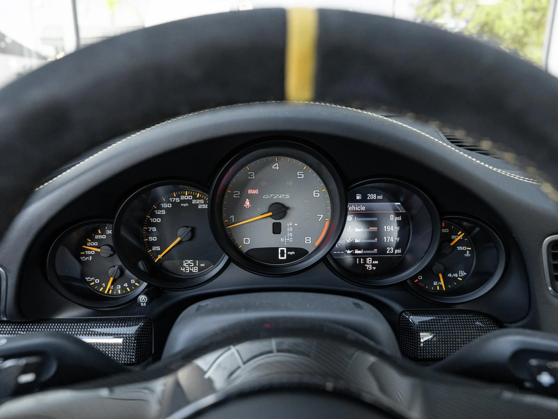 mph049_832097906_Used_2018_Porsche_911_GT_2_RS_1763590003_ca2fe55a30