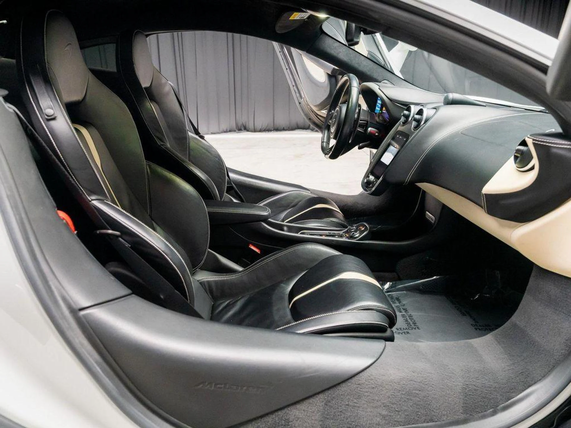 mph049_834801142_C_Oe_N_Ar_C_Cp91_D_Dvwa_Z64c_R_q_K3_NI_1f73bb2bcc