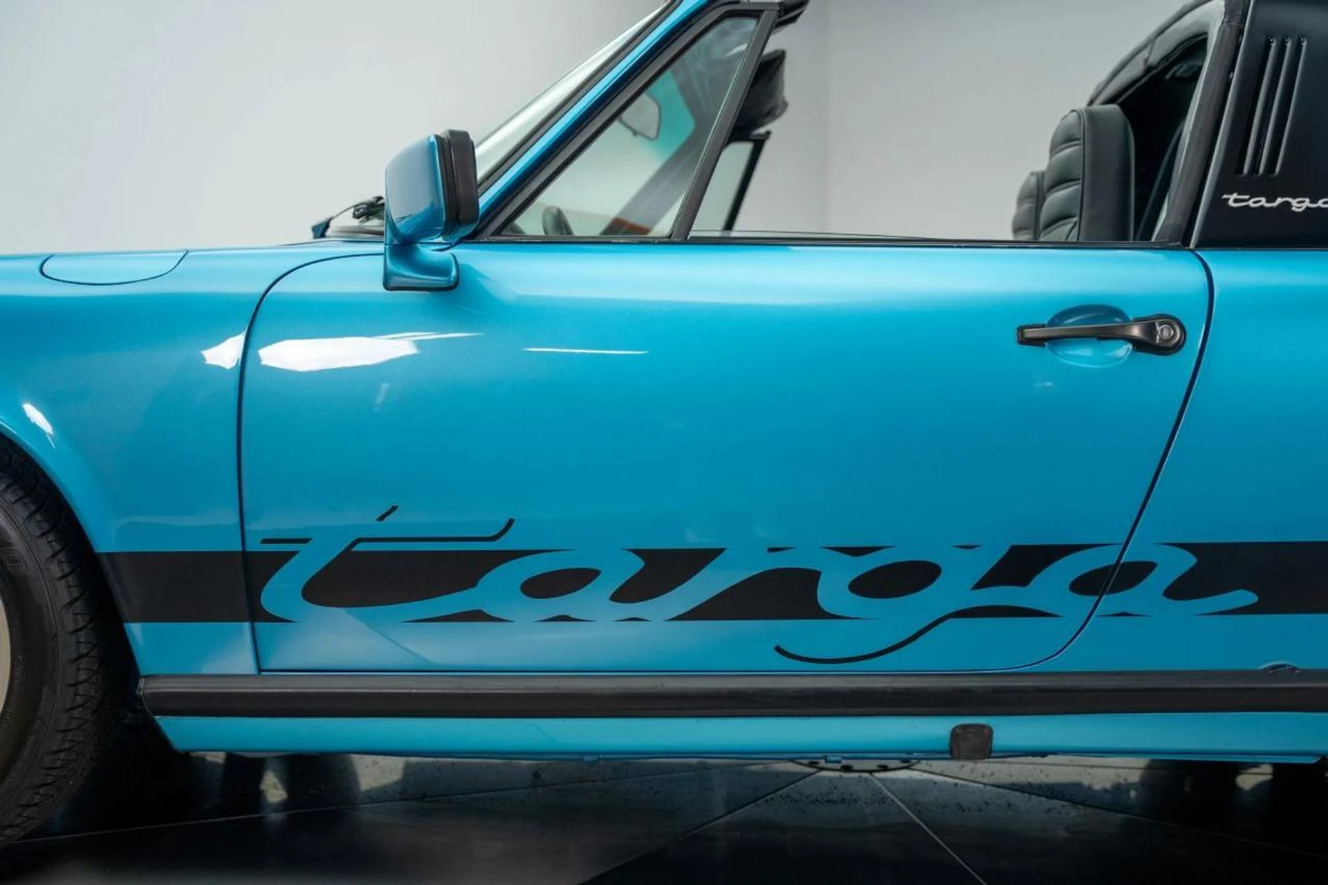 mph049_847018456_a1d49b29cc1630b5fc45003bb8c30ff4_2a2280ce14