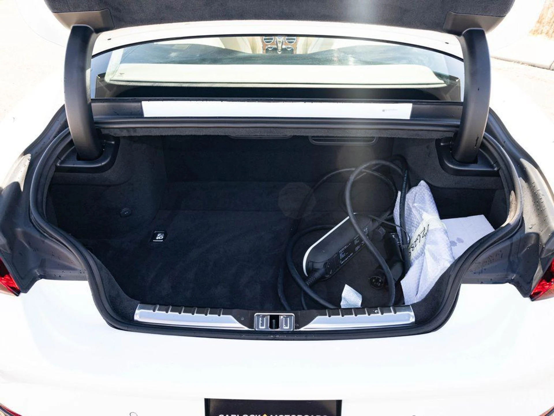 mph049_856765898_499141765_69a452fc0431bab765b4b425_131920de14