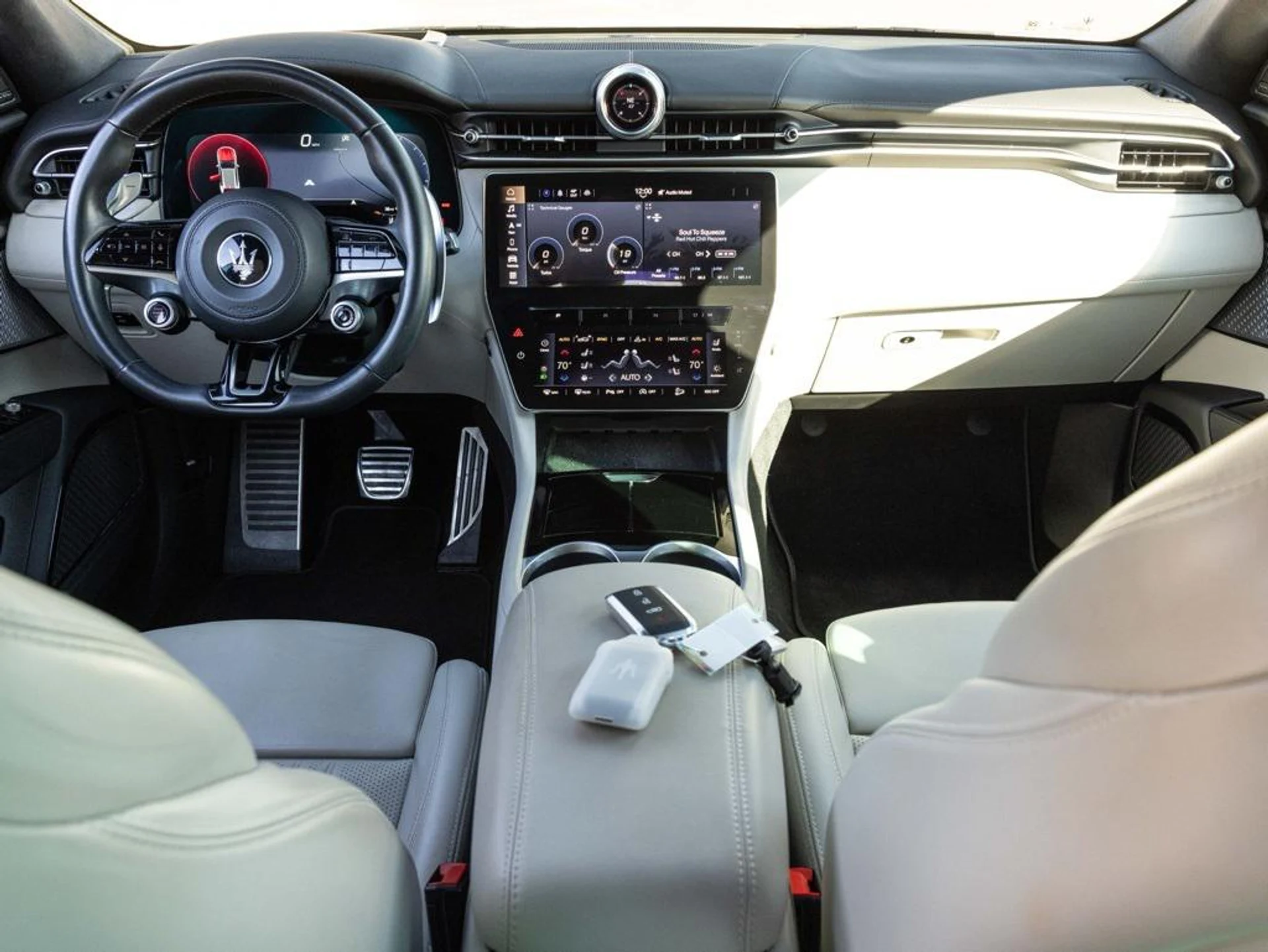 mph049_860119729_480723428_694422fd4f23a11bfcaf5404_568892518f